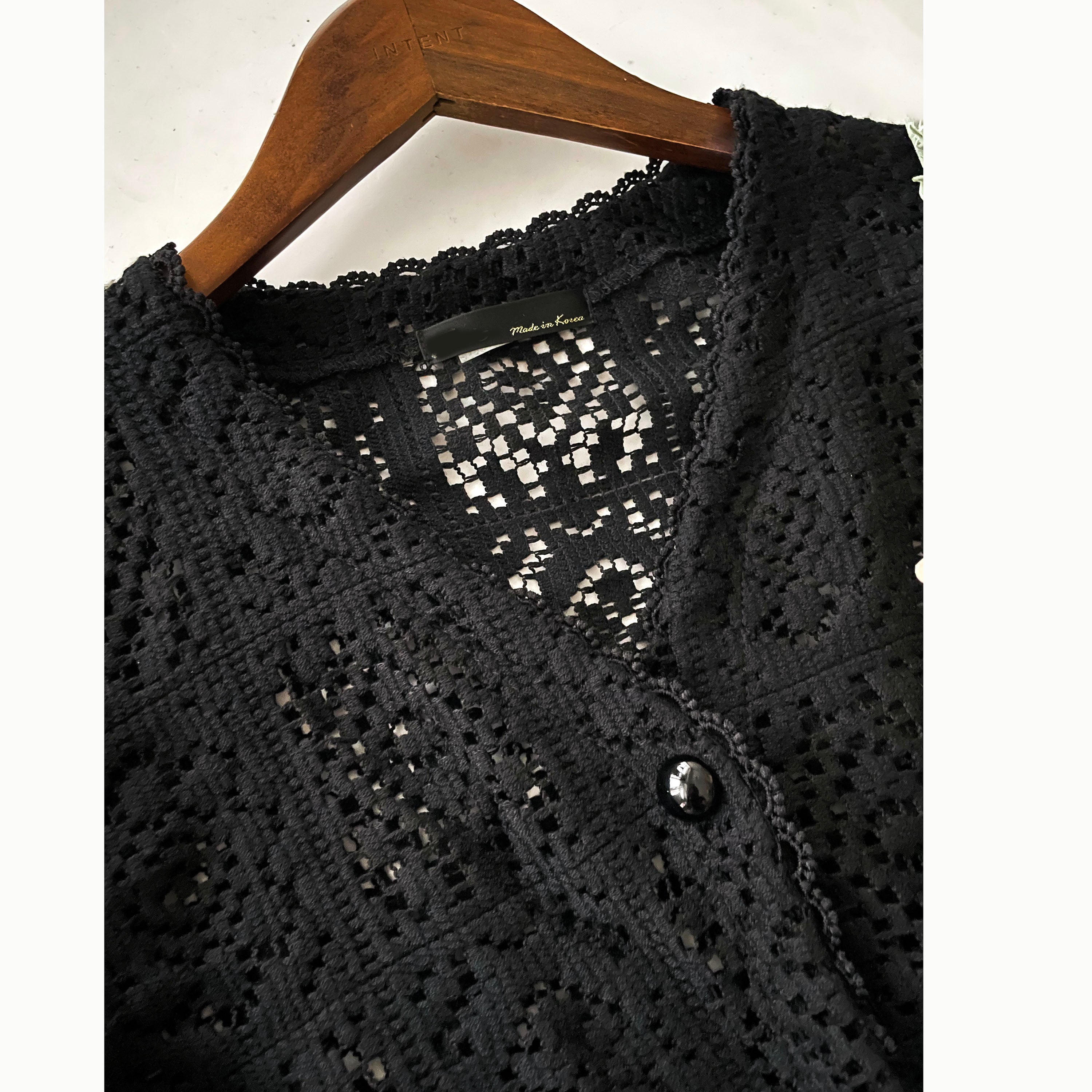 Black Rhombus 黑色菱格通花細緻衣邊上衣或外套, Top or Outer/ TP8918 (不設訂貨款)