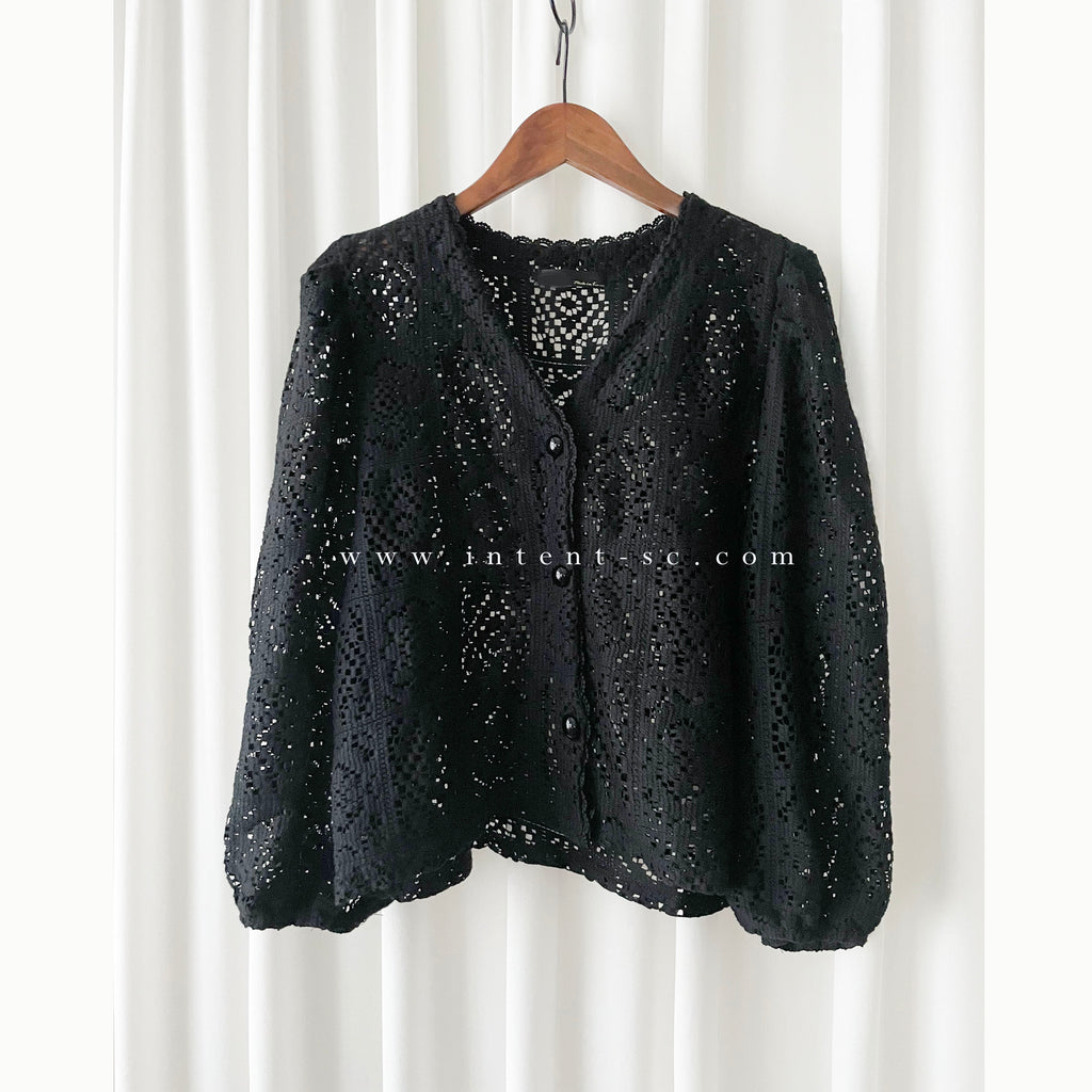 Black Rhombus 黑色菱格通花細緻衣邊上衣或外套, Top or Outer/ TP8918 (不設訂貨款)
