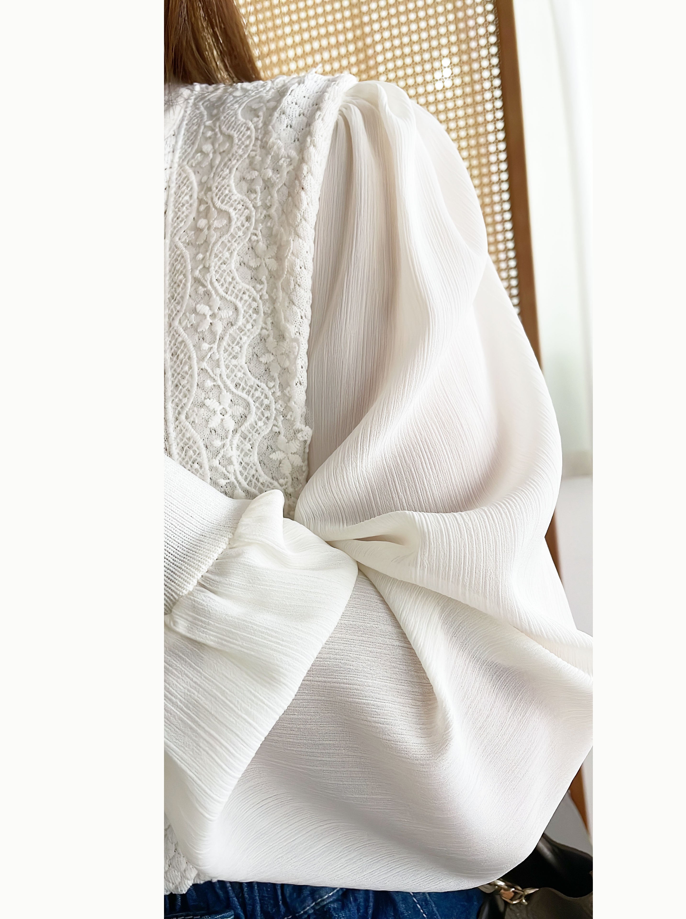 Chiffon Sleeve 花邊領口彈性針織雪紡手袖裝飾鈕, Blouse/ CD8124 (不設訂貨款)
