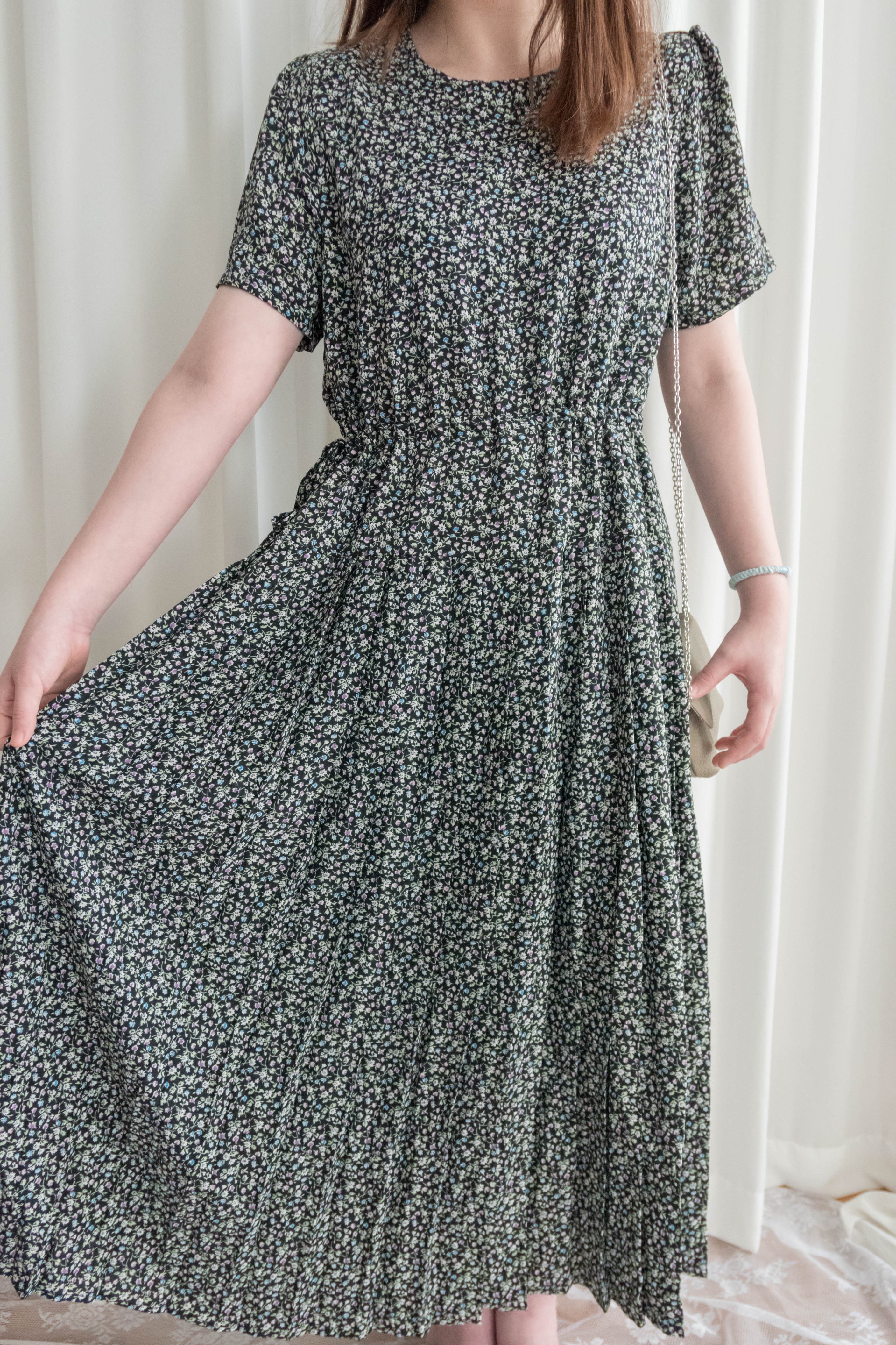 Blackberry 黑梅子彩花側蝴蝶腰下百褶傘裙, Dress/ DS9319