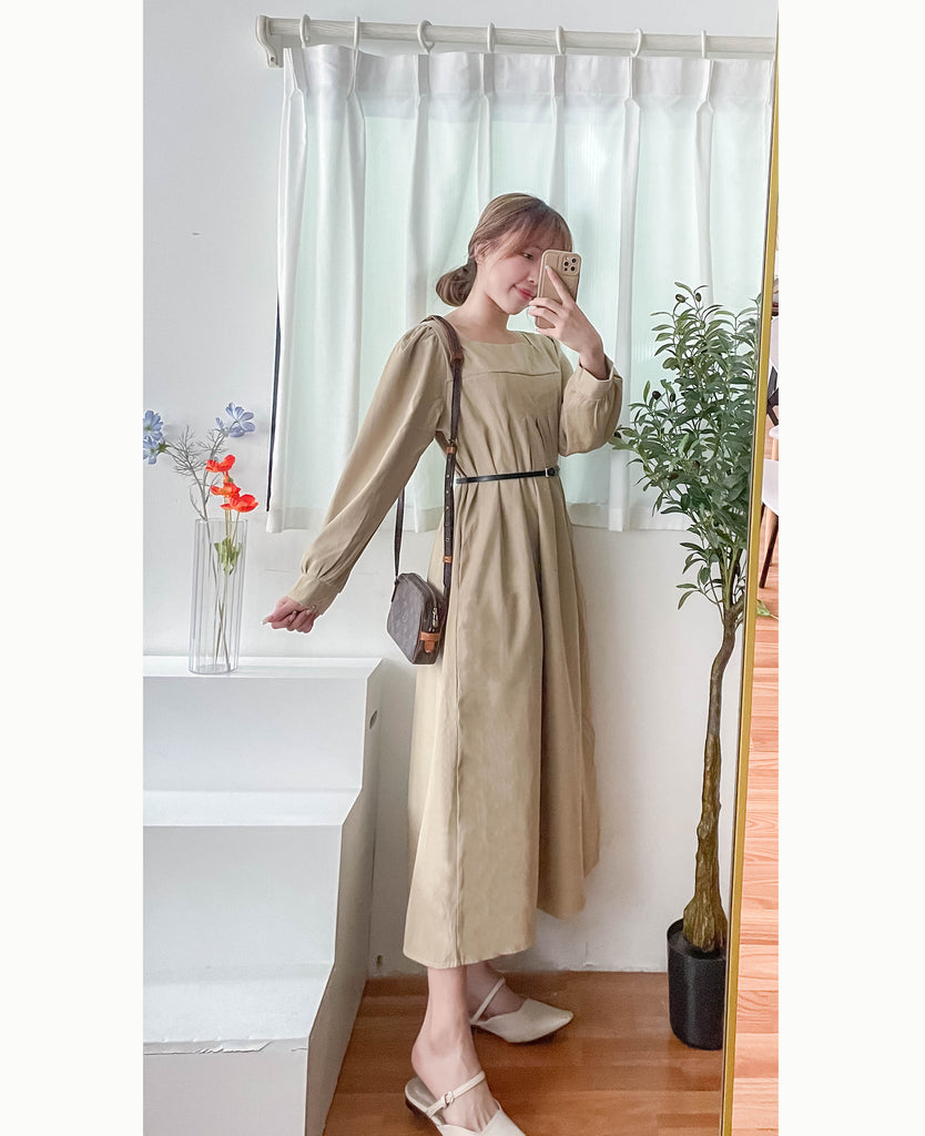 Square Pleated 杏色前後方領車褶裙身口袋連身裙, Dress/ DS9365