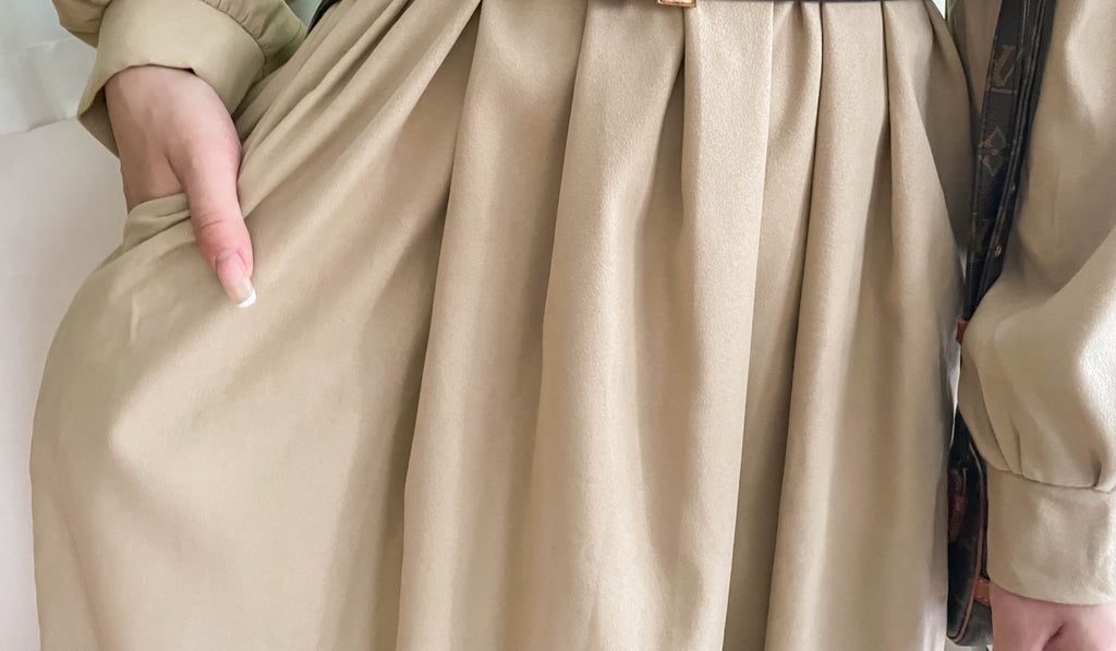 Square Pleated 杏色前後方領車褶裙身口袋連身裙, Dress/ DS9365