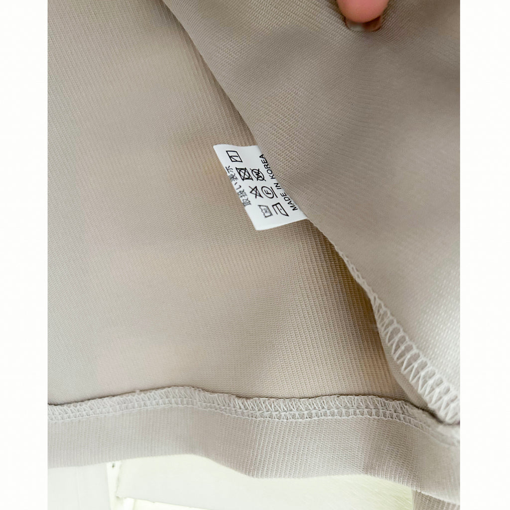 Beige 杏色雙排鈕扣反領口外套或上衣, Blouse/ JK8117