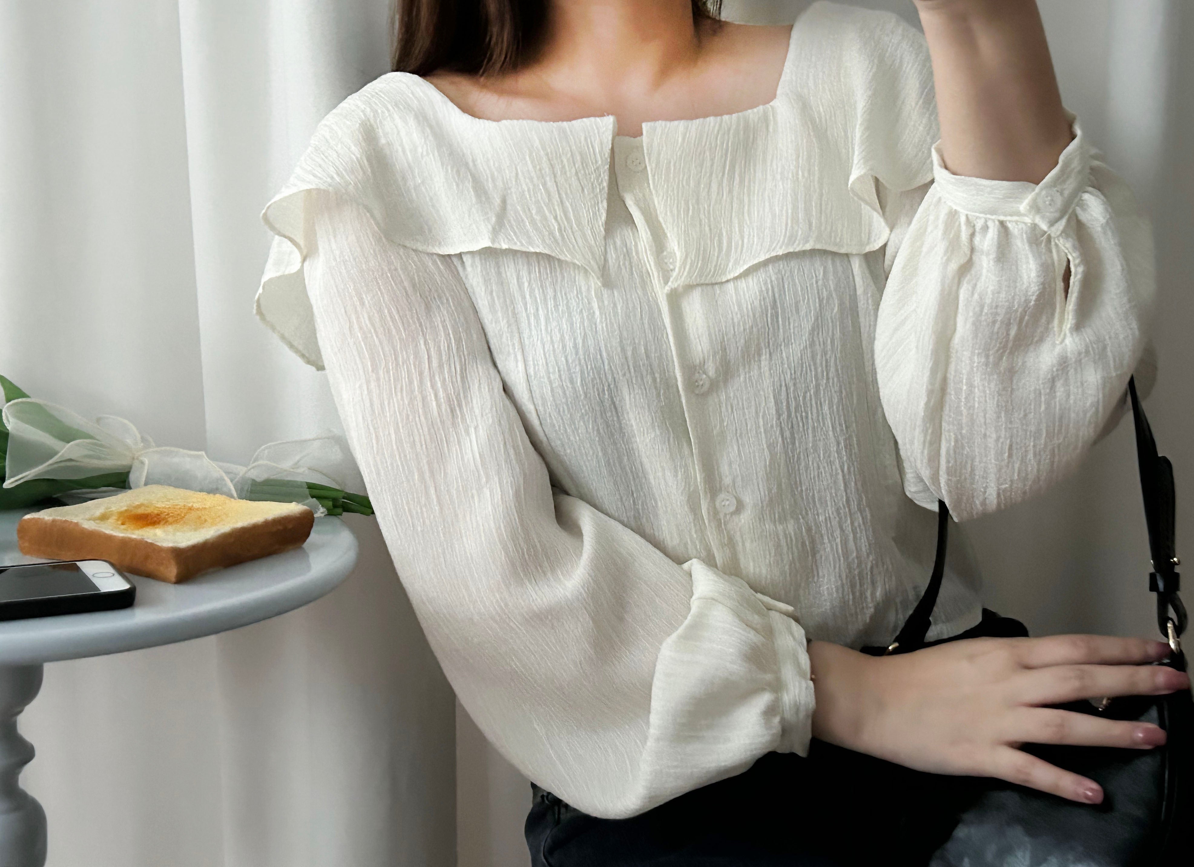 Wonderland 方領荷葉領口飄逸上衣, Blouse/ BU8969