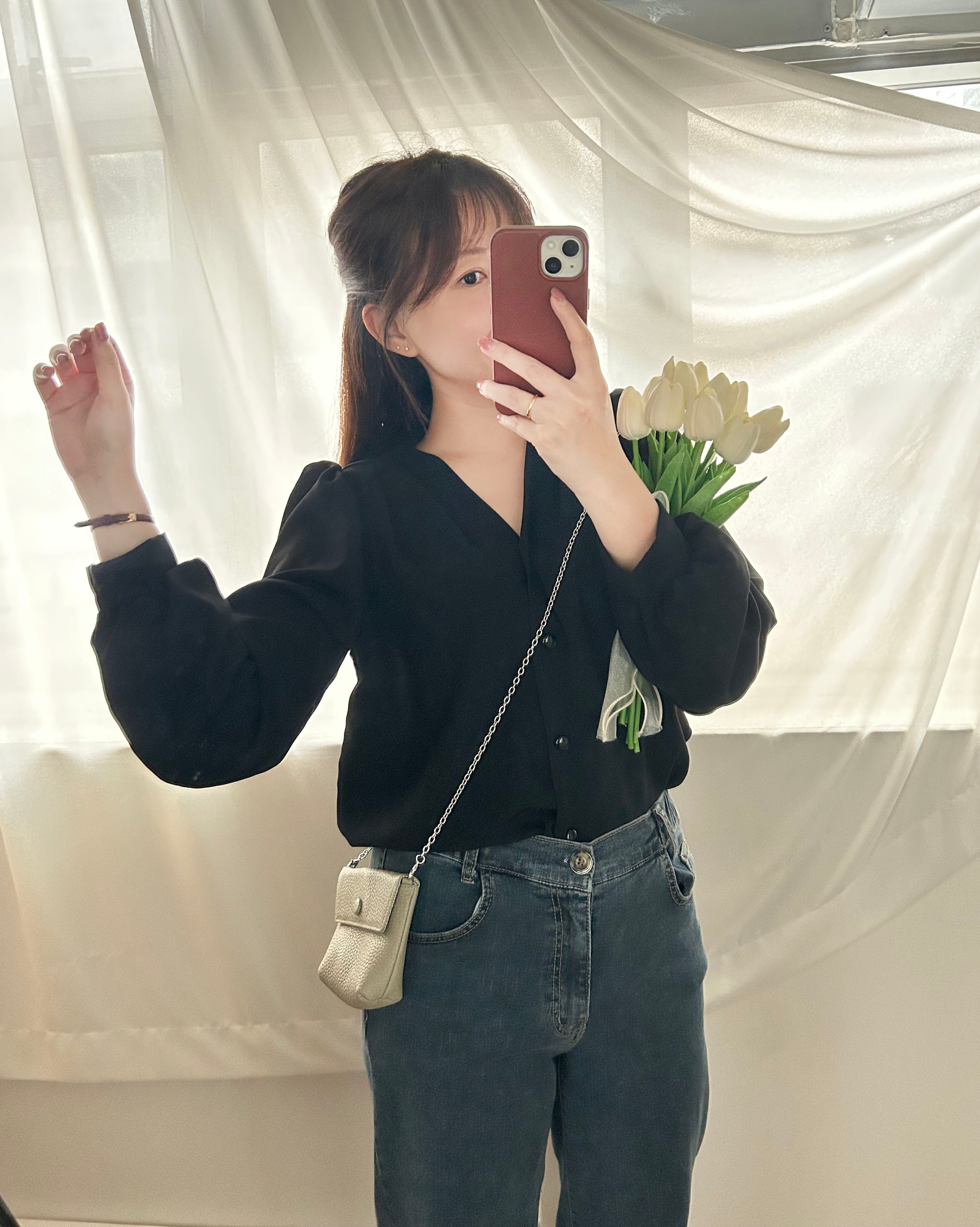 V Pleated 不透膚通透鈕扣質感雪紡, Blouse/ BU8965