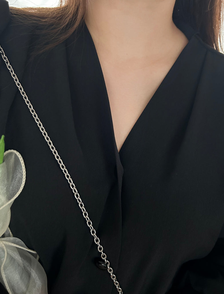 V Pleated 不透膚通透鈕扣質感雪紡, Blouse/ BU8965