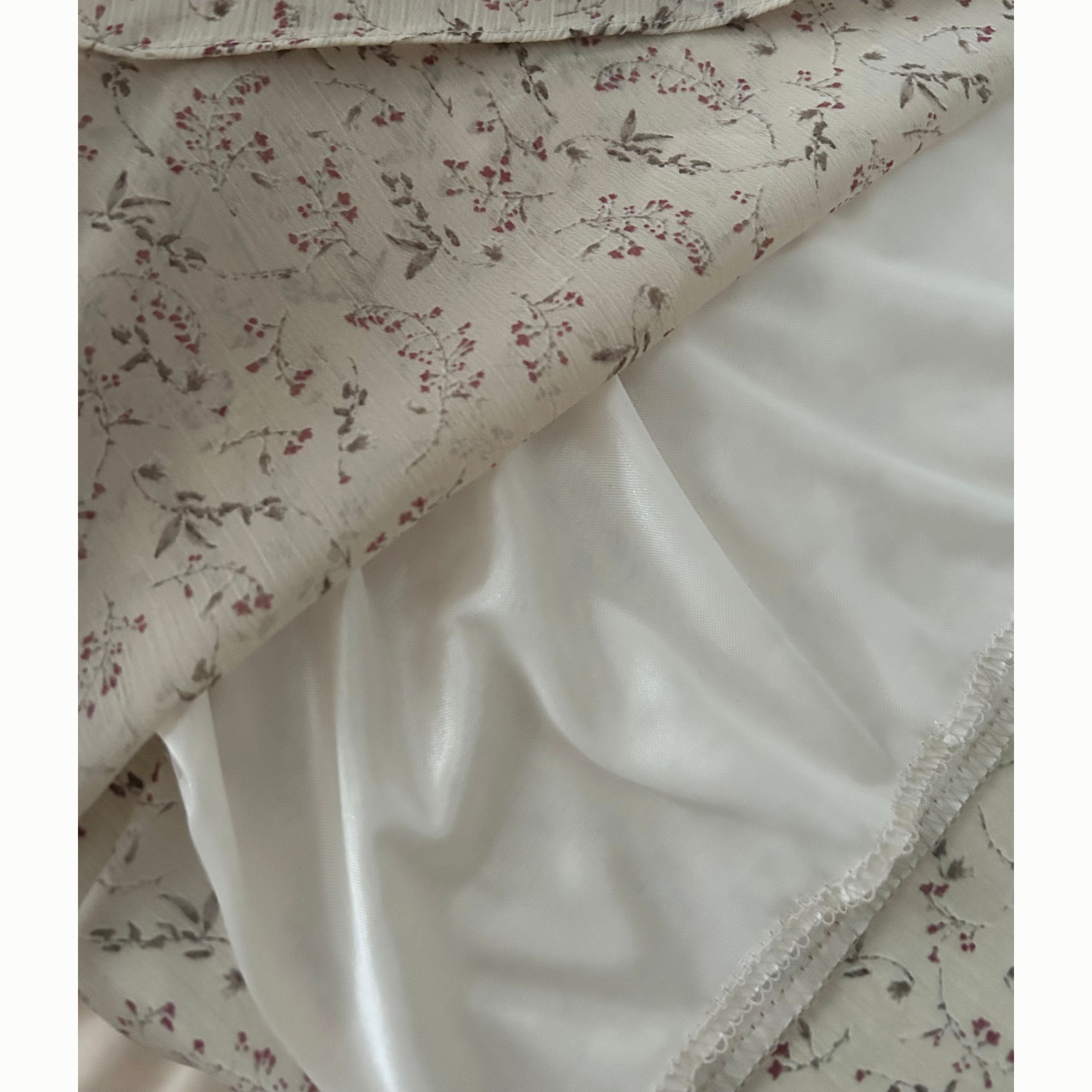 Lavender Floral 彩色幾何薰衣草疊領口飄逸雪紡連身裙, Dress/ DS9328