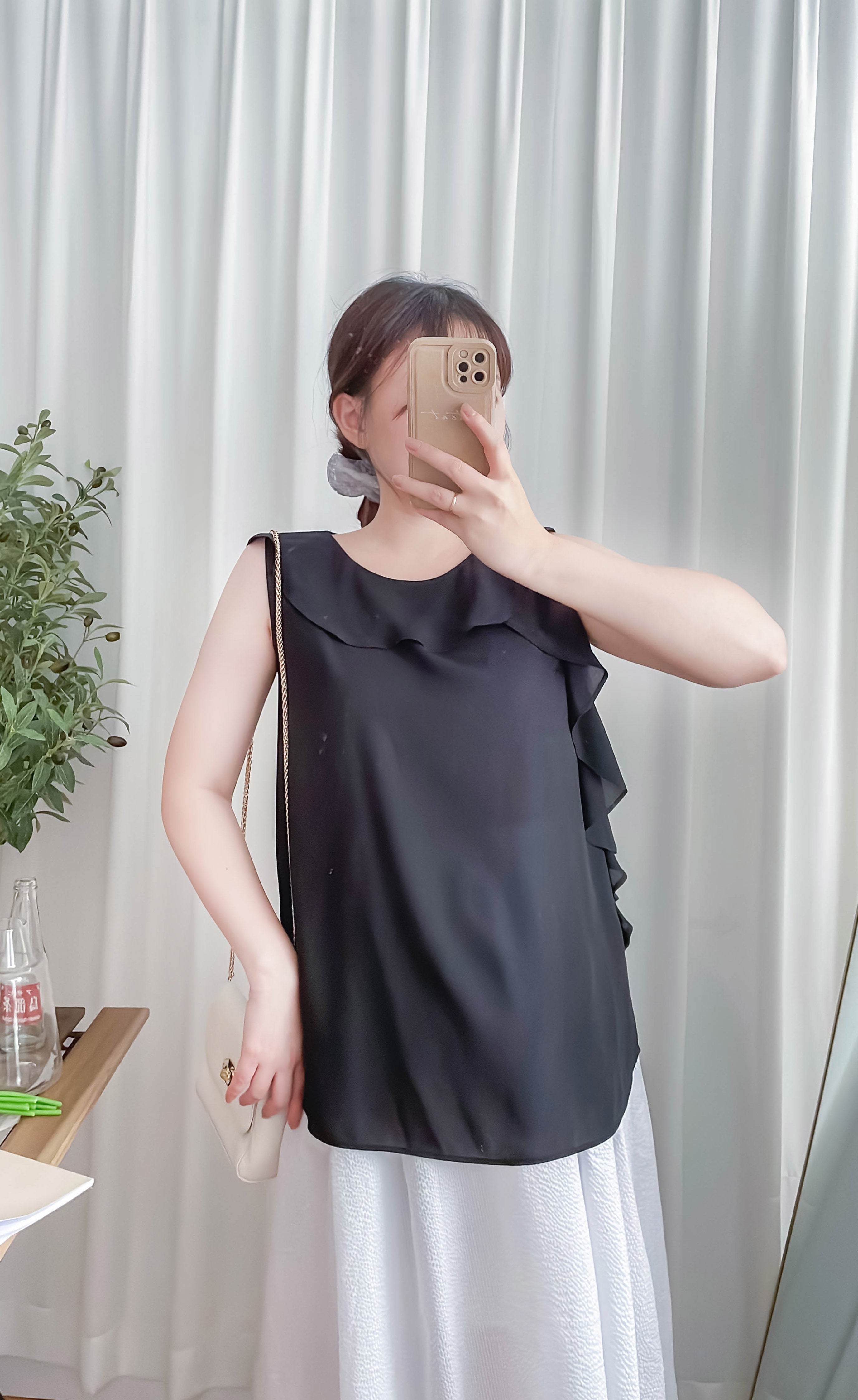 Side Ruffle 素色氣質雪紡垂感荷葉無袖, Blouse/ BU8954 (white sold out)