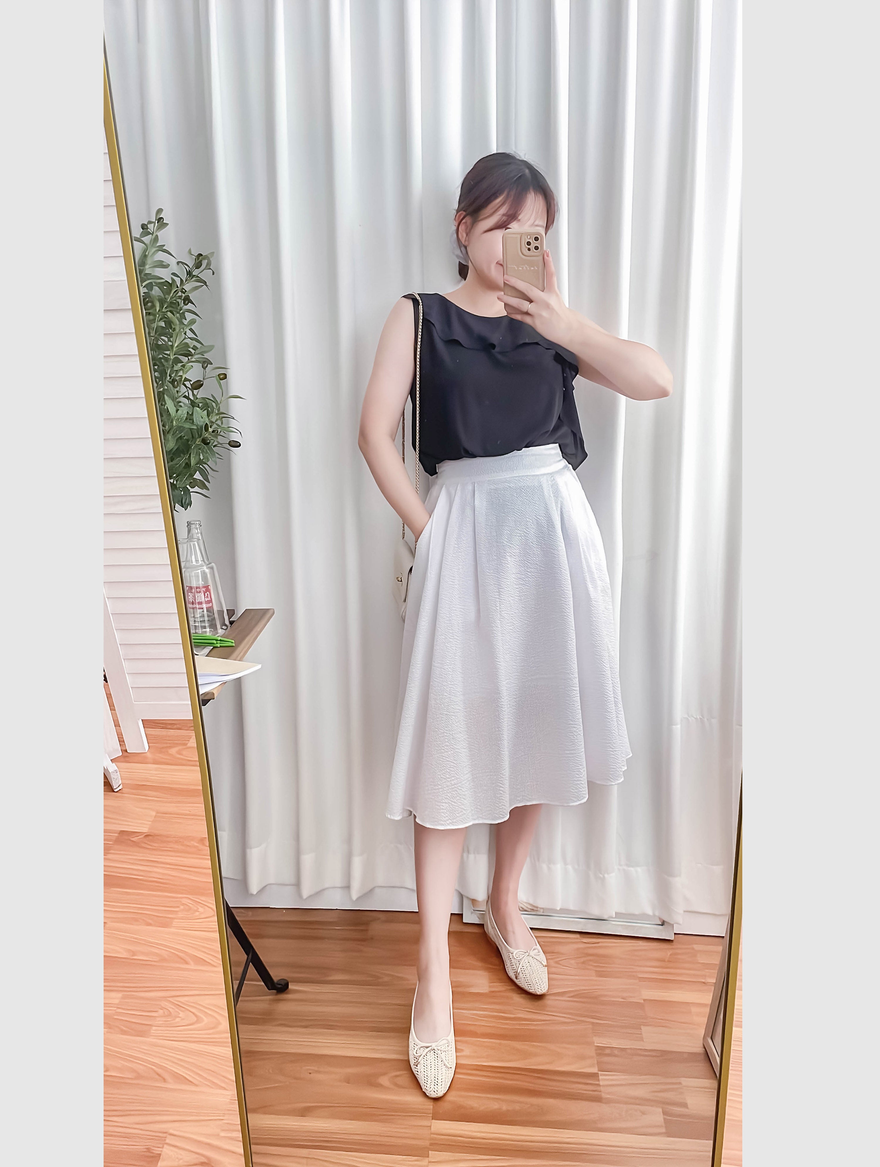 Side Ruffle 素色氣質雪紡垂感荷葉無袖, Blouse/ BU8954 (white sold out)