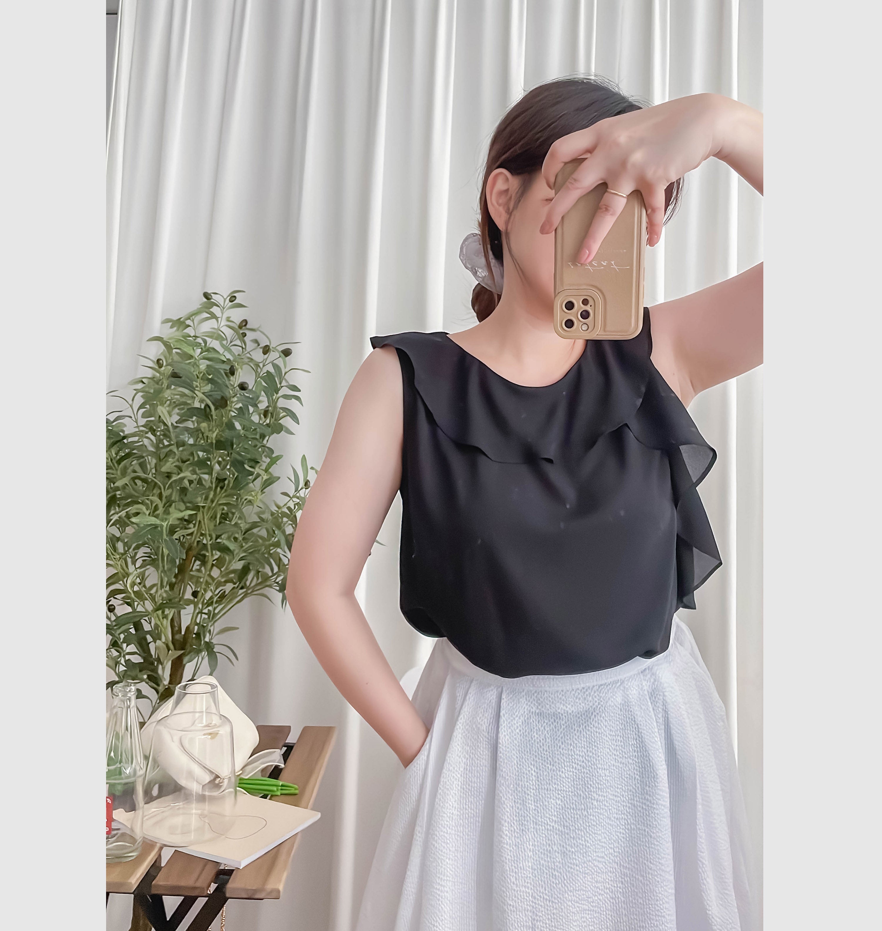 Side Ruffle 素色氣質雪紡垂感荷葉無袖, Blouse/ BU8954 (white sold out)
