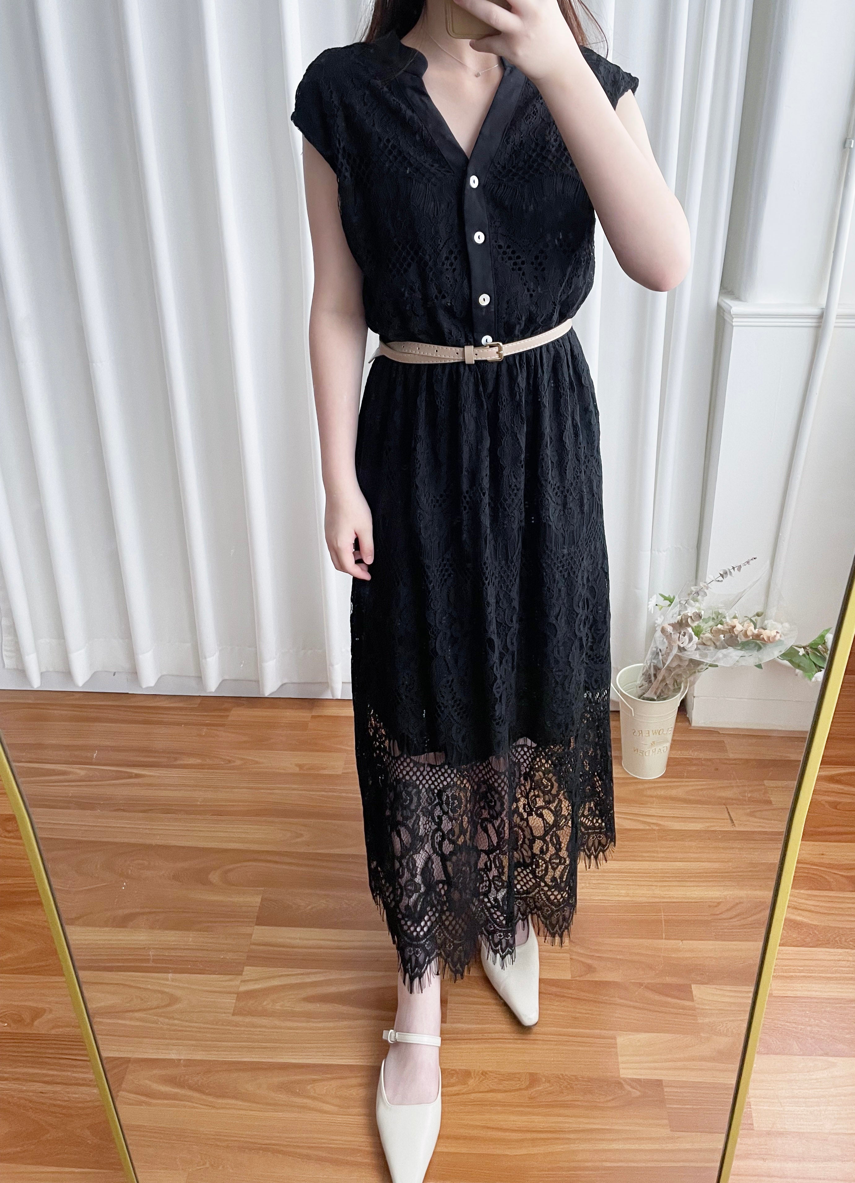 Lace 優雅V領鈕扣花花透視流蘇裙尾連身裙(連腰帶), Dress/ DS9224