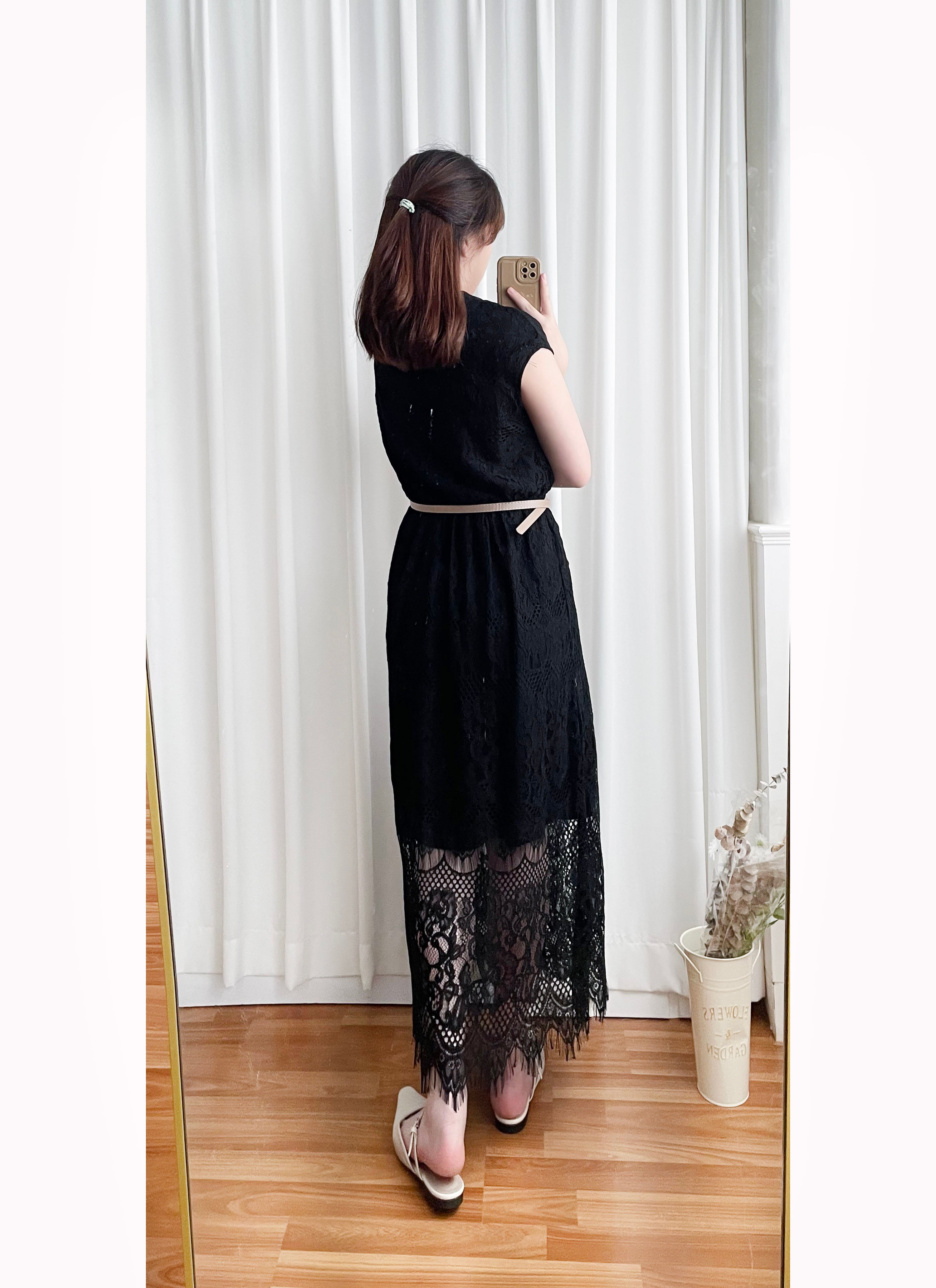 Lace 優雅V領鈕扣花花透視流蘇裙尾連身裙(連腰帶), Dress/ DS9224