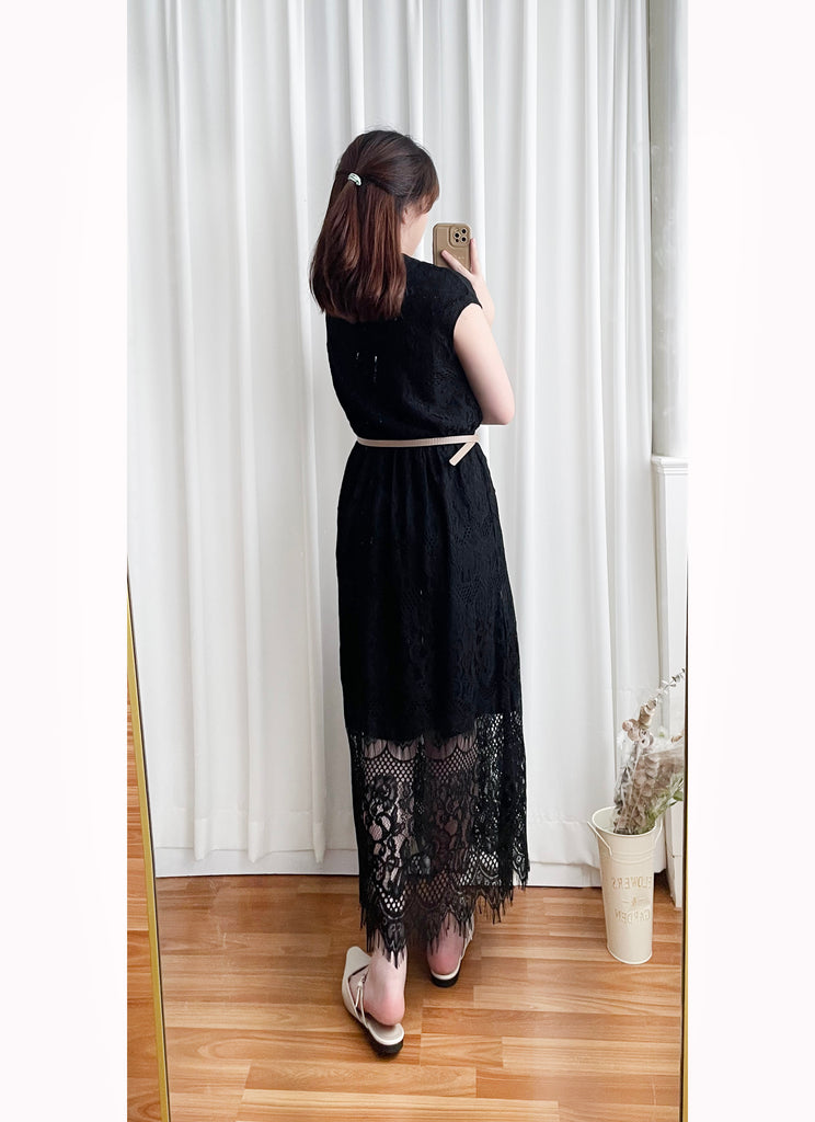 Lace 優雅V領鈕扣花花透視流蘇裙尾連身裙(連腰帶), Dress/ DS9224
