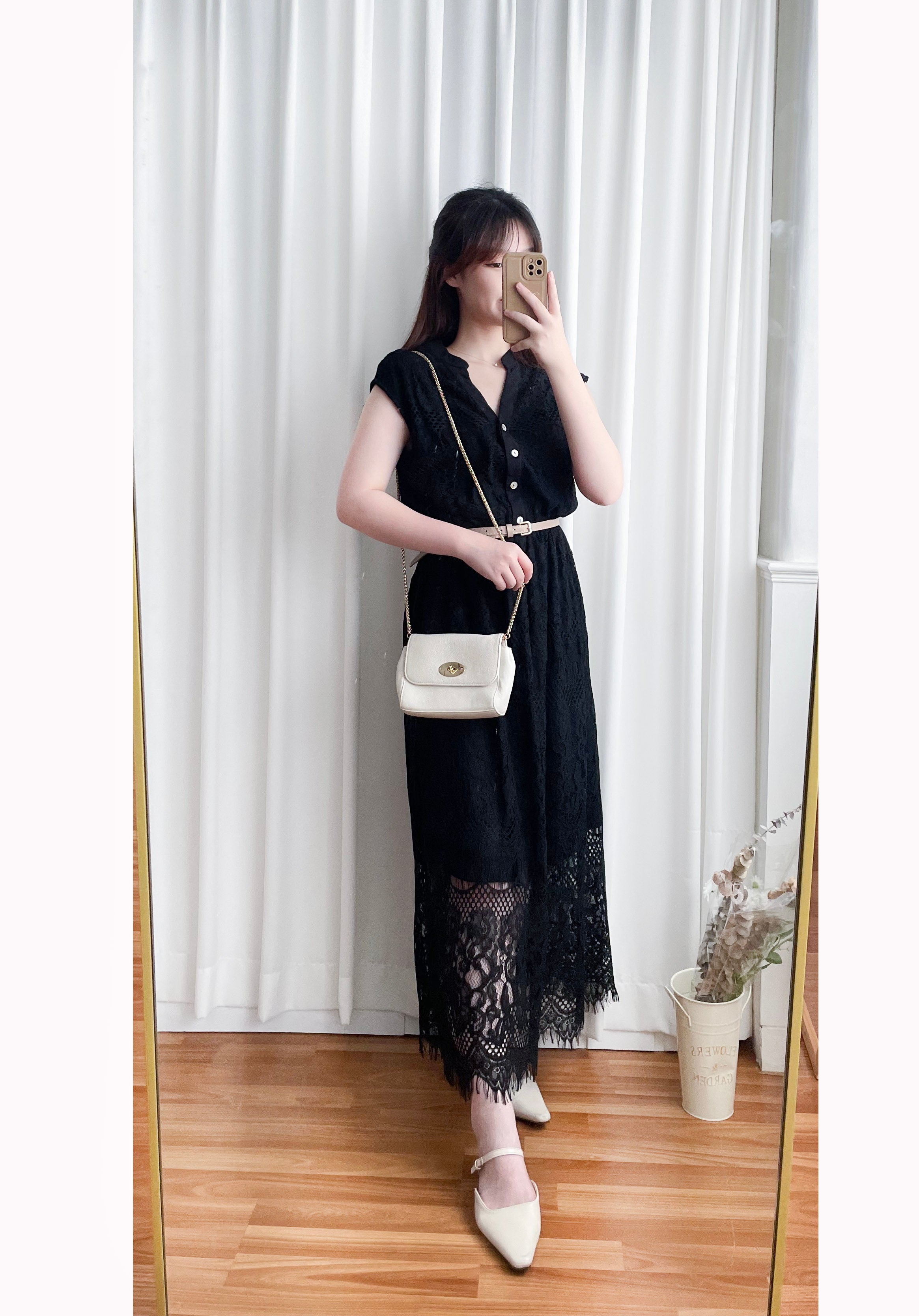 Lace 優雅V領鈕扣花花透視流蘇裙尾連身裙(連腰帶), Dress/ DS9224