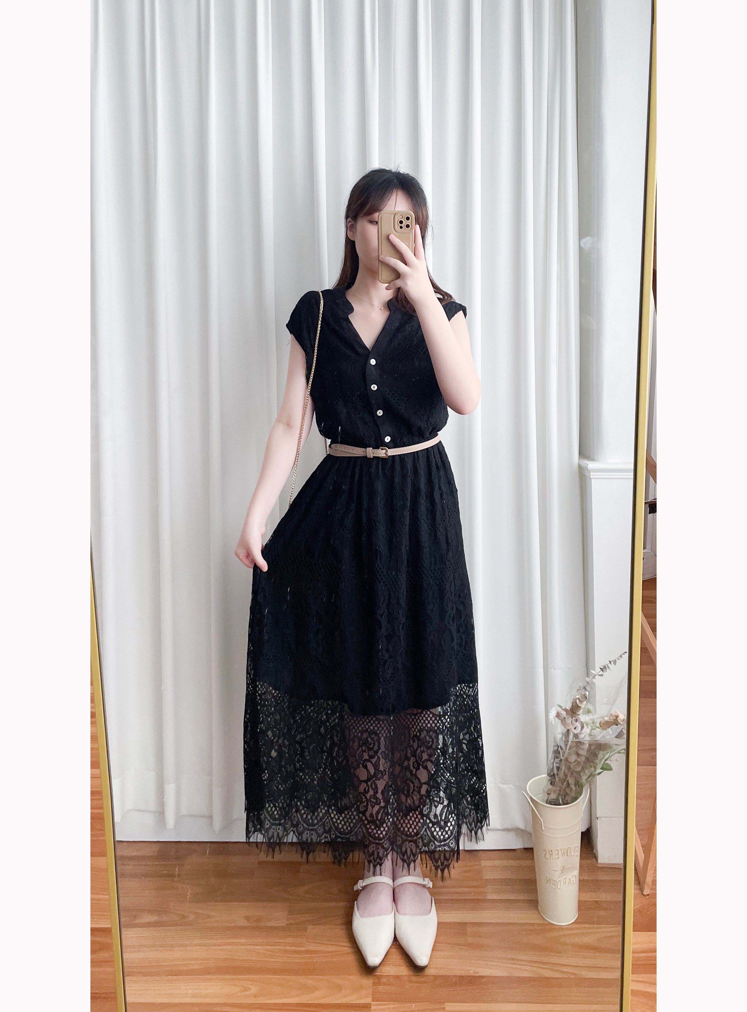 Lace 優雅V領鈕扣花花透視流蘇裙尾連身裙(連腰帶), Dress/ DS9224