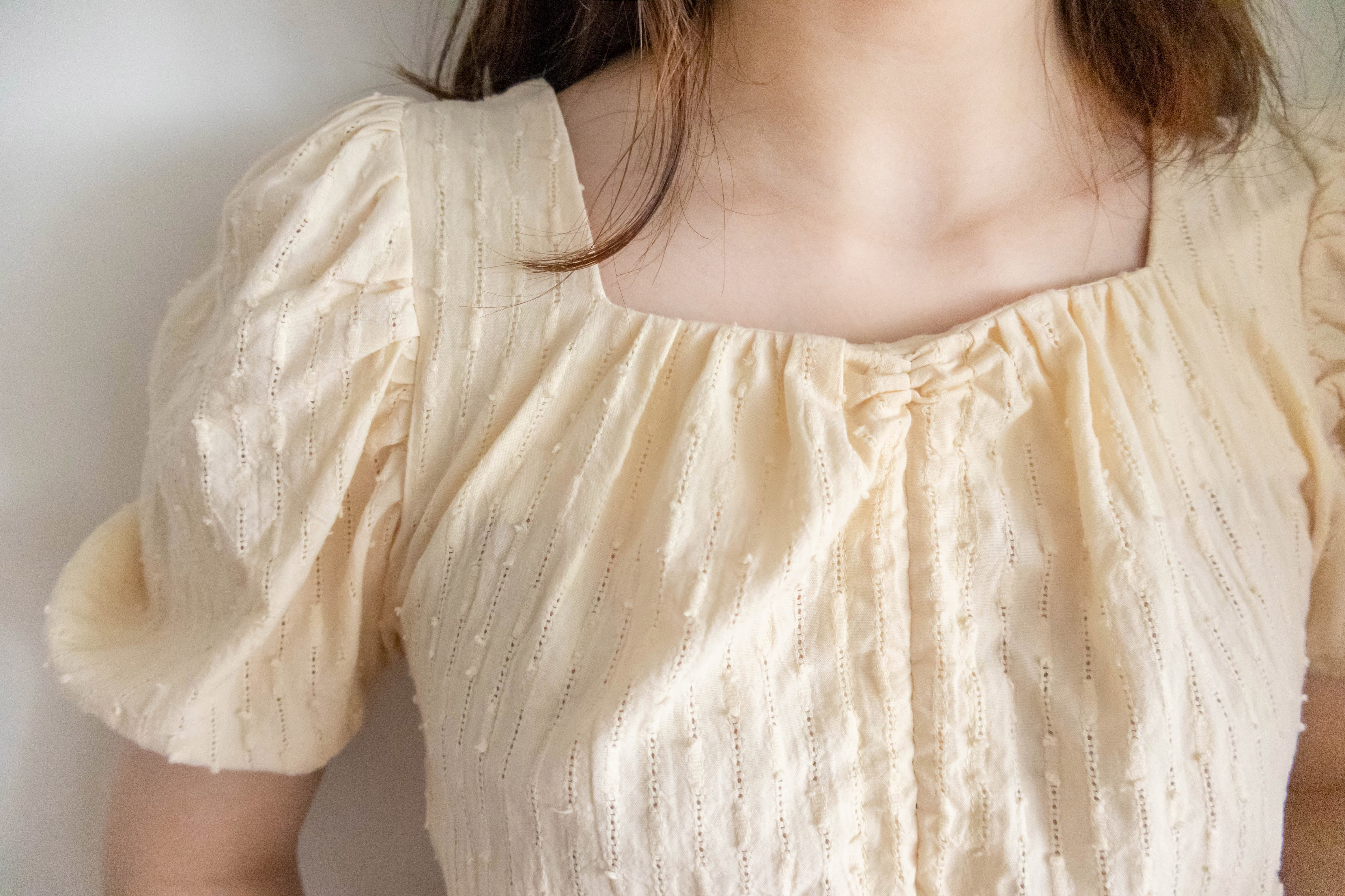 Star Shower 鏤空立體通花泡泡修腰上衣, Top/ BU8945 (yellow sold out)