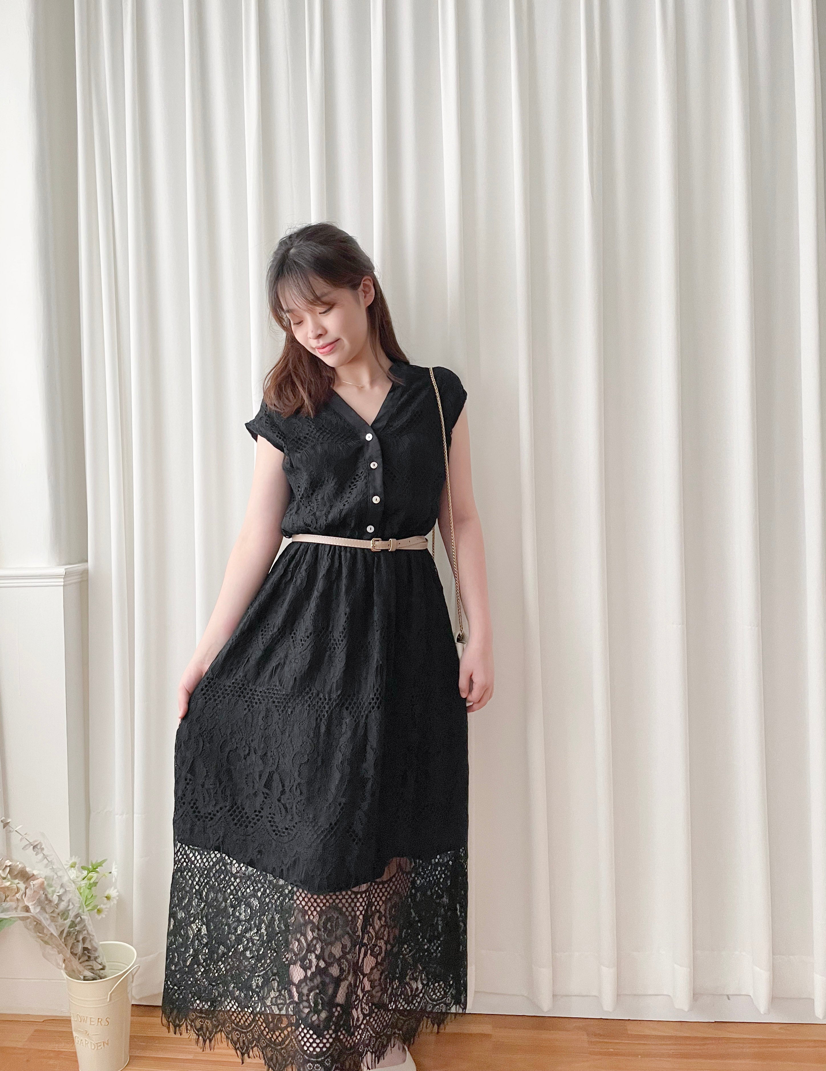 Lace 優雅V領鈕扣花花透視流蘇裙尾連身裙(連腰帶), Dress/ DS9224