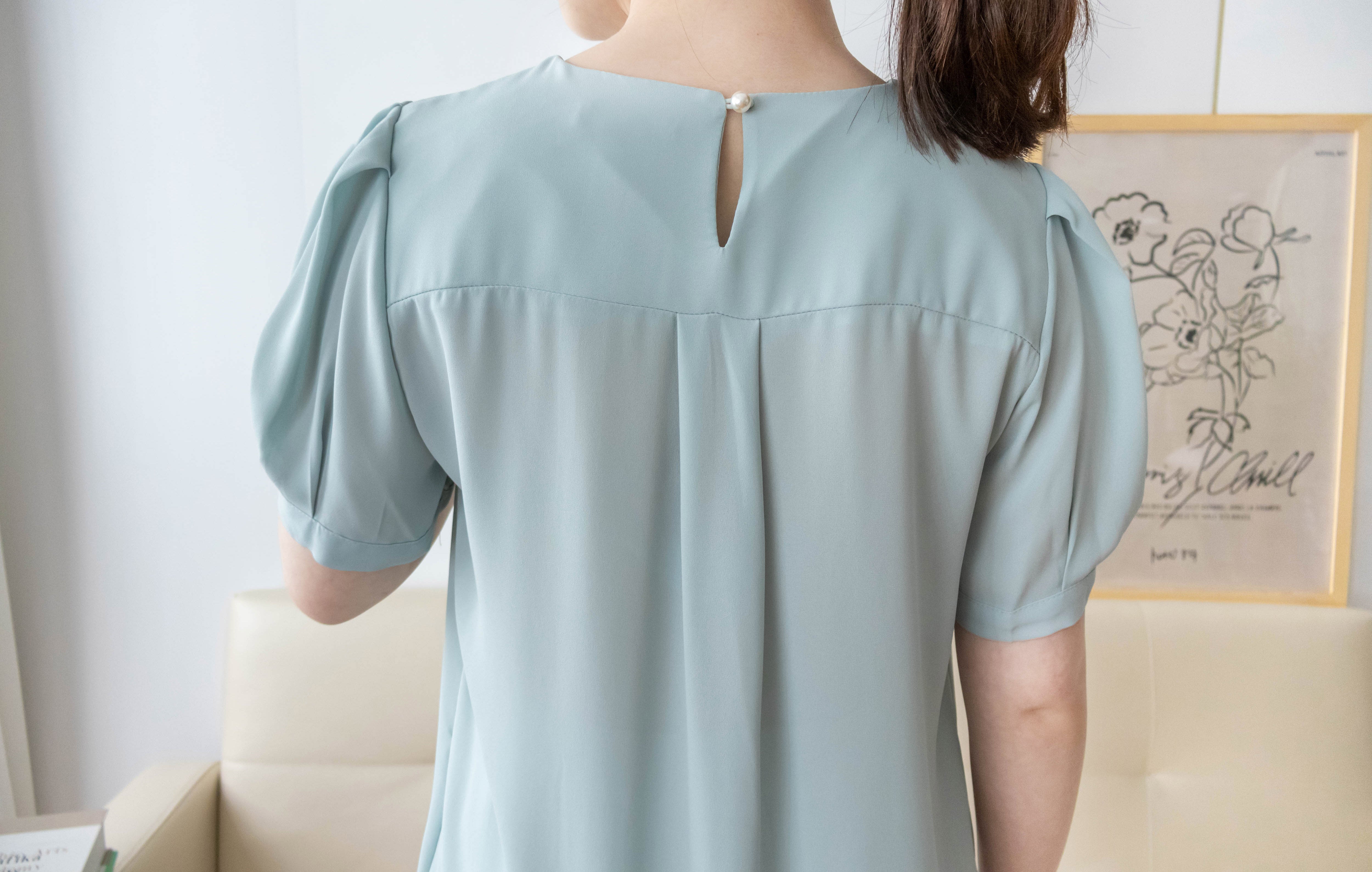 Pearl Collar 後珍珠雪紡領口微摺襯衫, Blouse/ BU8931 (Honeydew sold out)