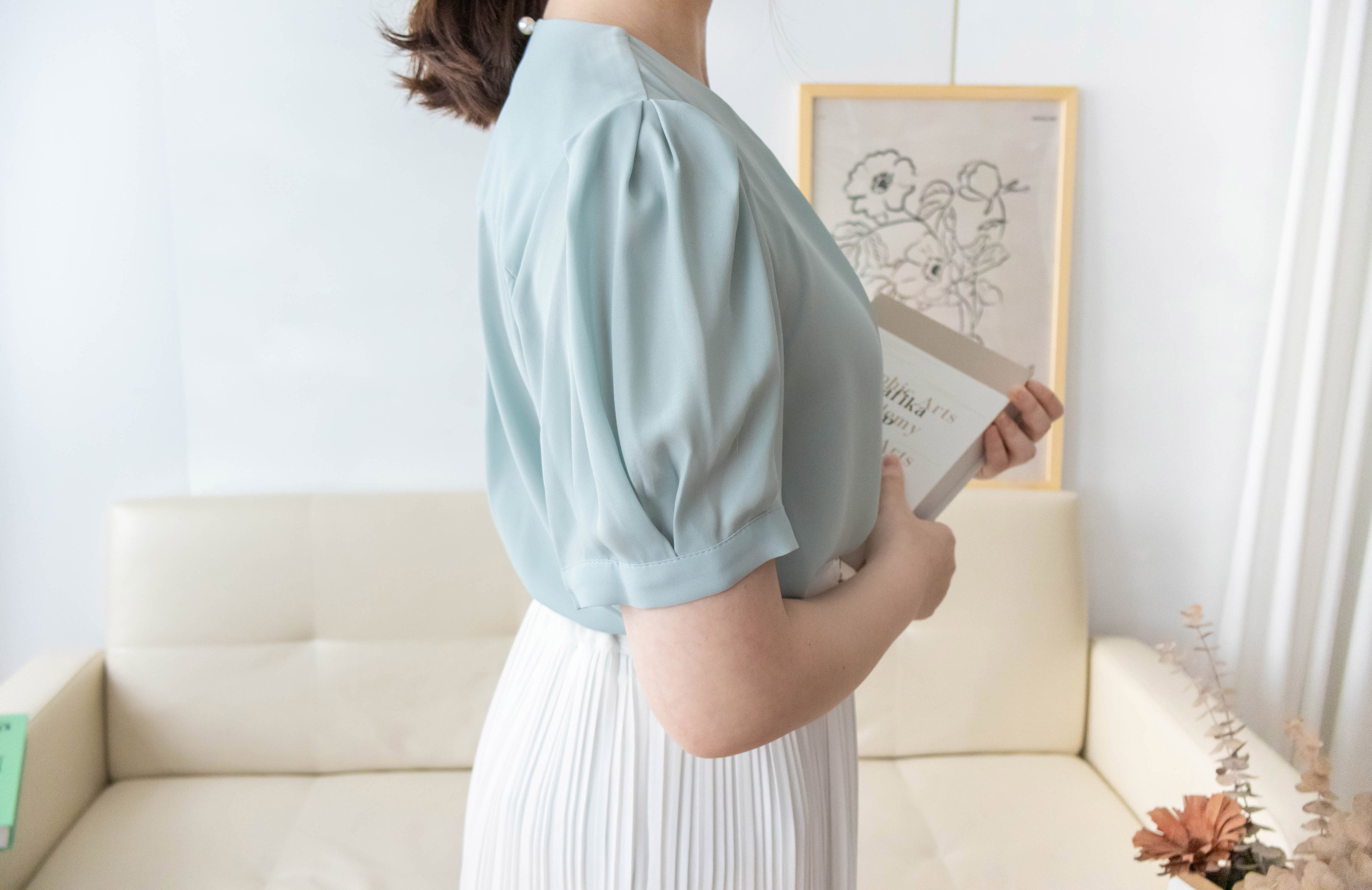 Pearl Collar 後珍珠雪紡領口微摺襯衫, Blouse/ BU8931 (Honeydew sold out)