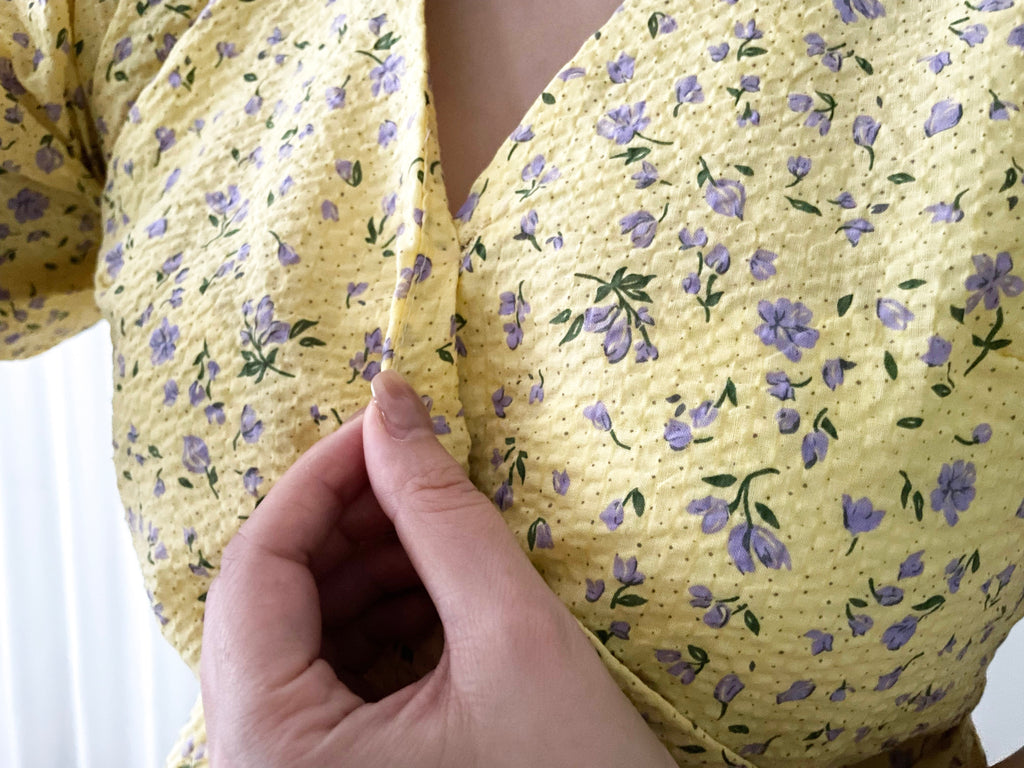 Cherry Sakura 浪漫櫻花點點疊領修腰, Blouse/ BU8958