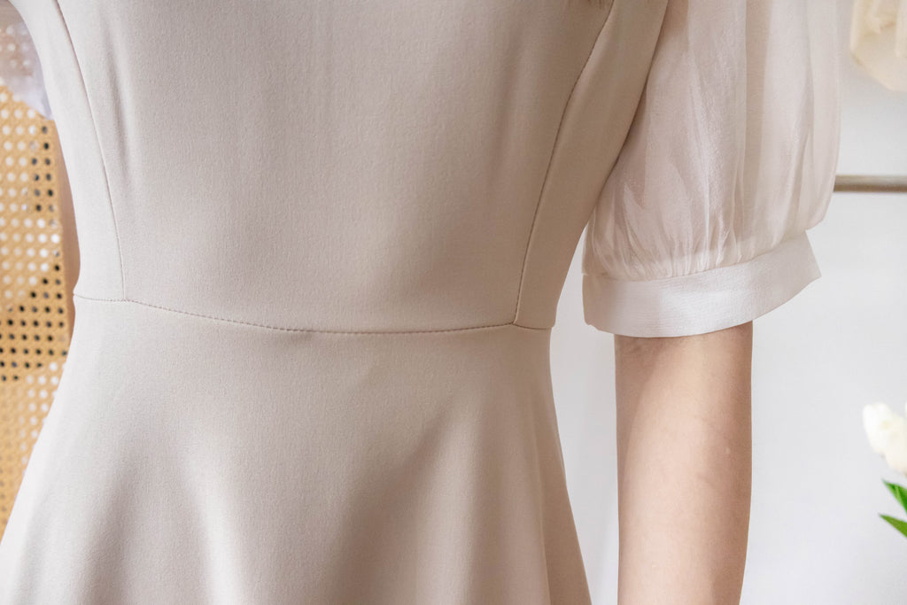 Beige Chiffon 色澤雪紡袖口微彈杏色修腰連身裙, Dress/ DS9273