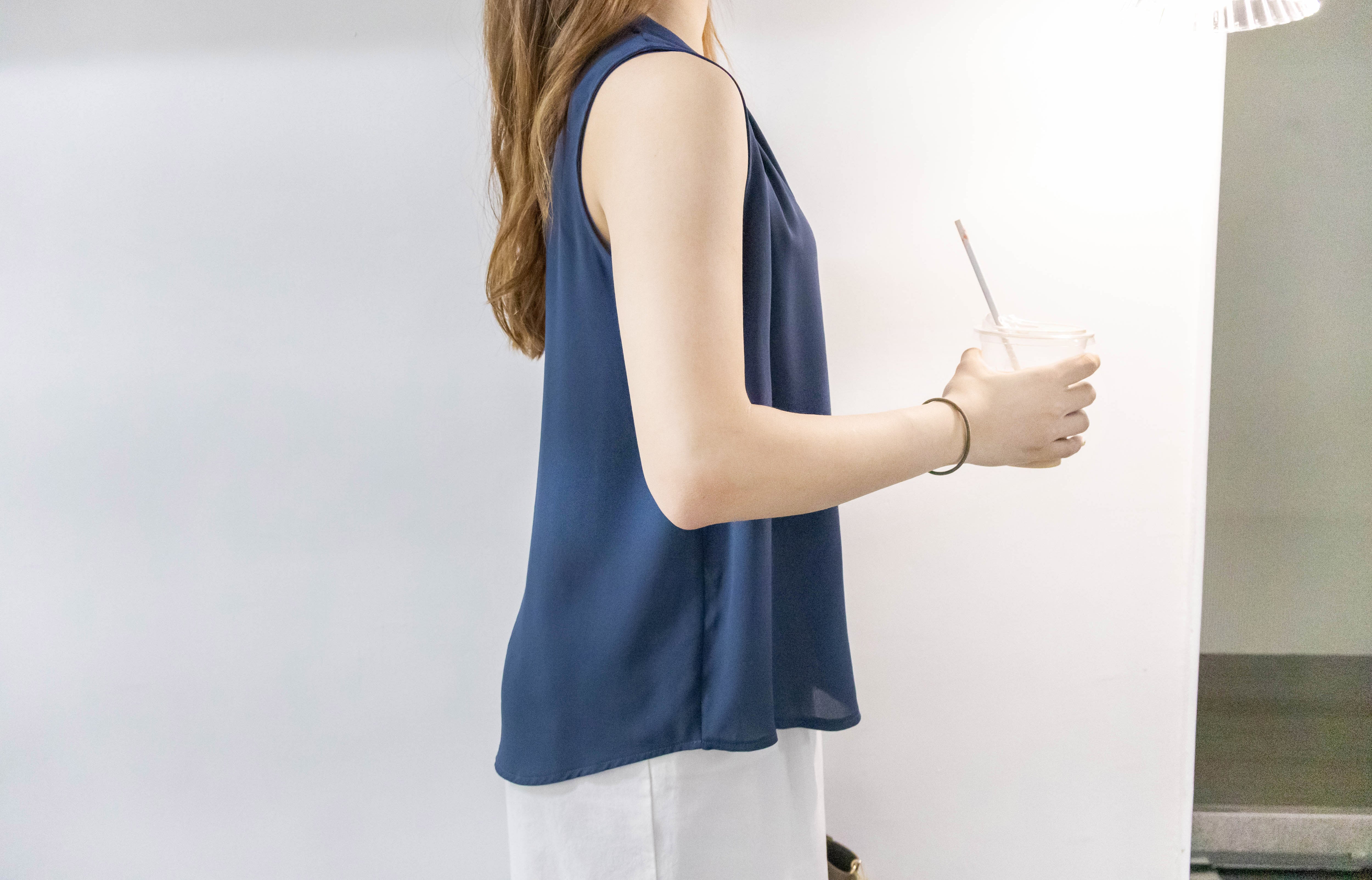 Fine Gold 簡約知性車褶領金屬飾物雪紡, Blouse/ BU8951