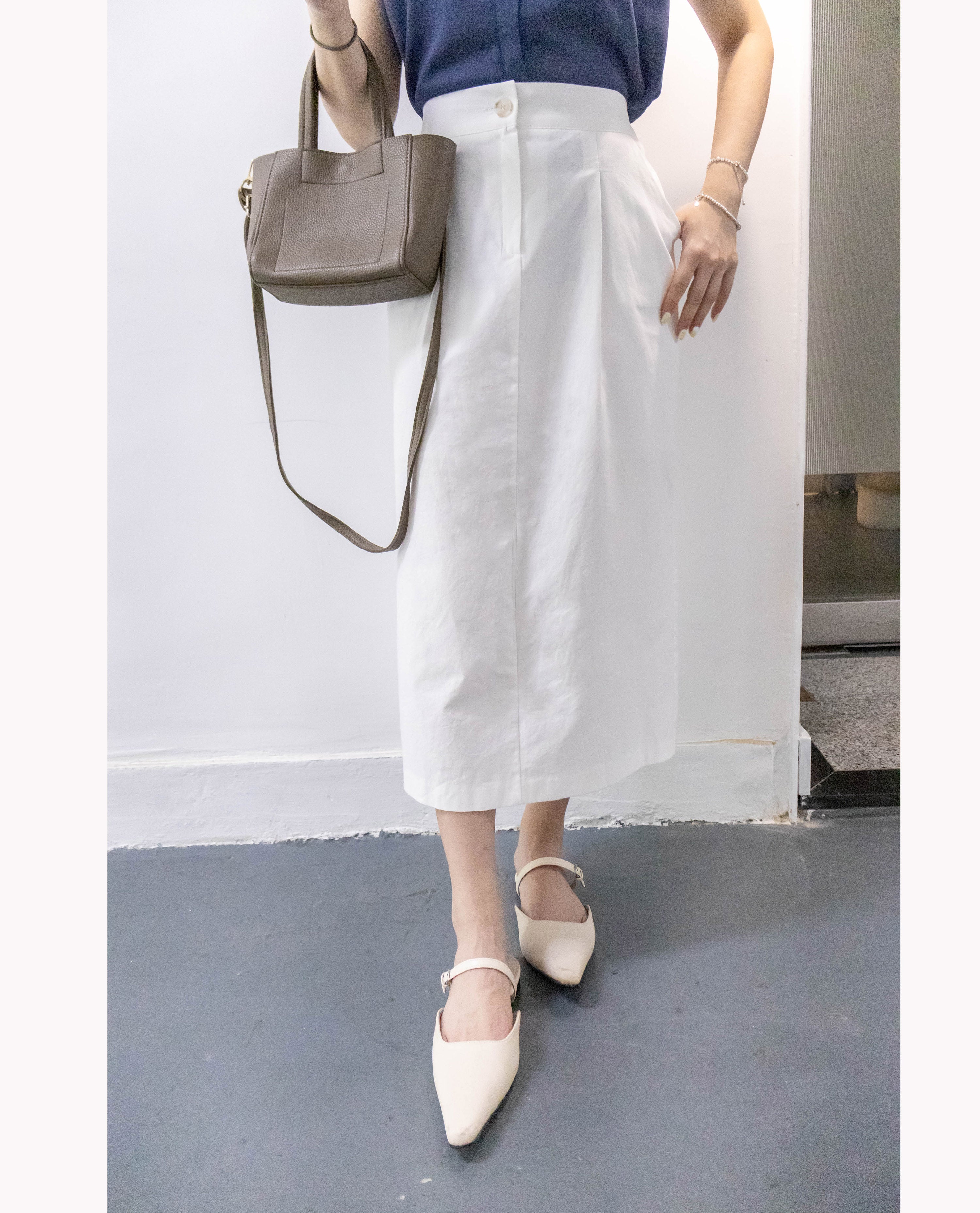 Wide Straight 不貼直身腰間車褶裙尾後開叉, Skirt/ SK8718