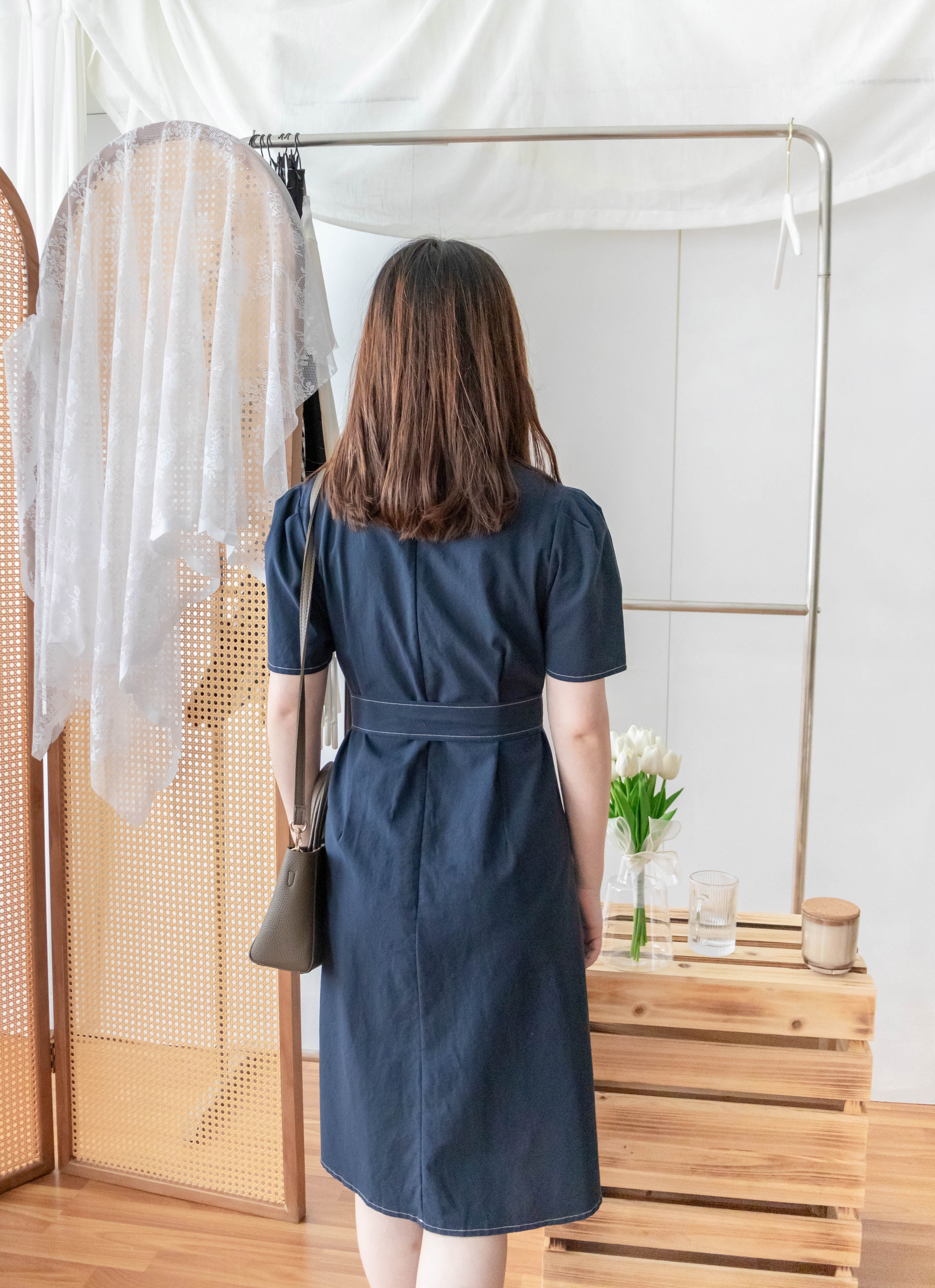 Navy Belle 沿邊車線腰身車褶顯瘦連身裙, Dress/ DS9265 (Navy Sold Out)