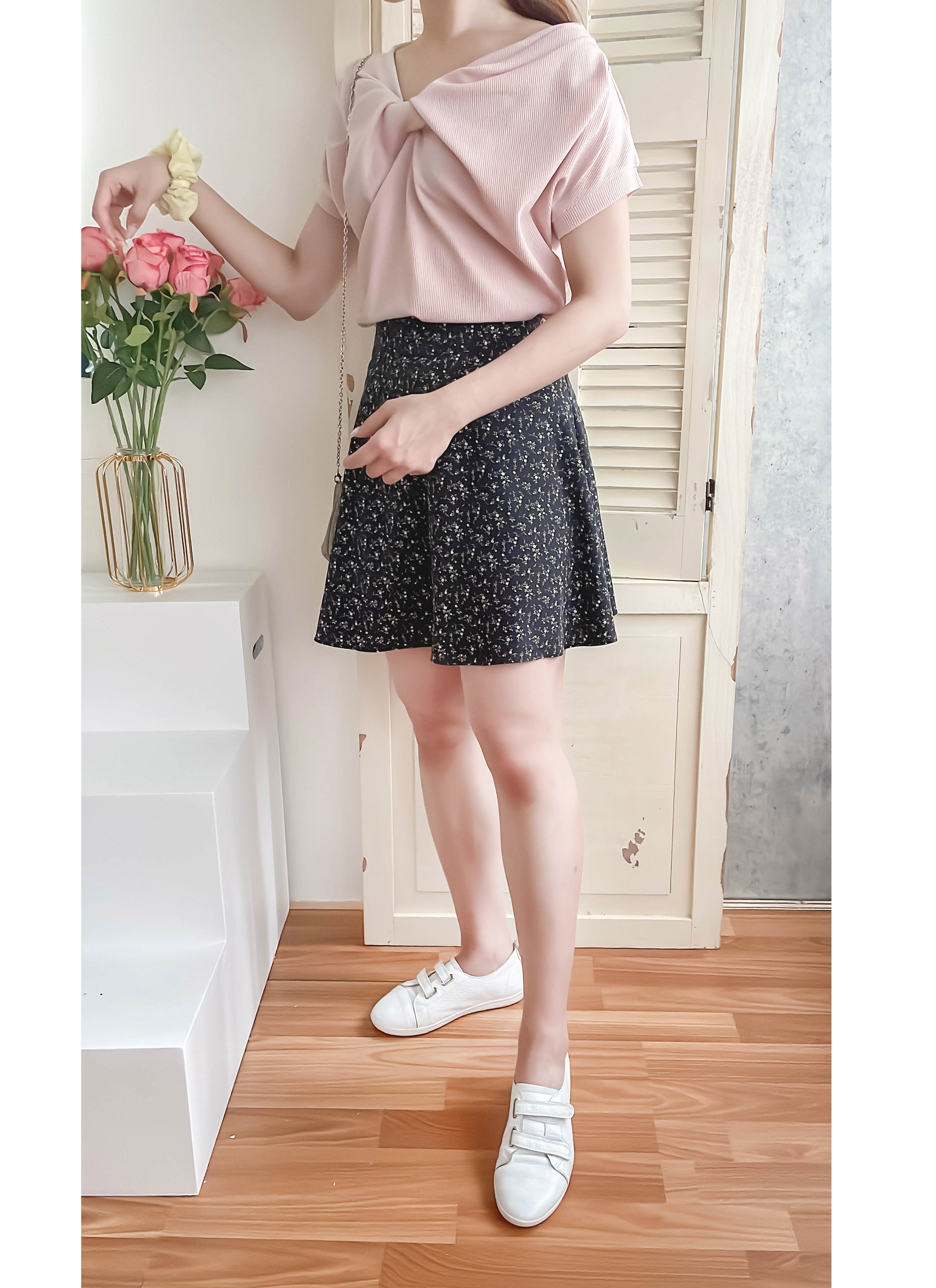 Garden 清雅花枝防走光百搭防皺花裙, Skirt/ SK8726 (Ivory sold out)