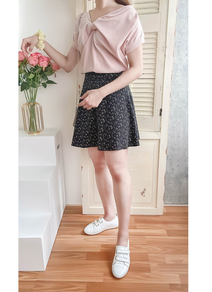 Garden 清雅花枝防走光百搭防皺花裙, Skirt/ SK8726 (Ivory sold out)