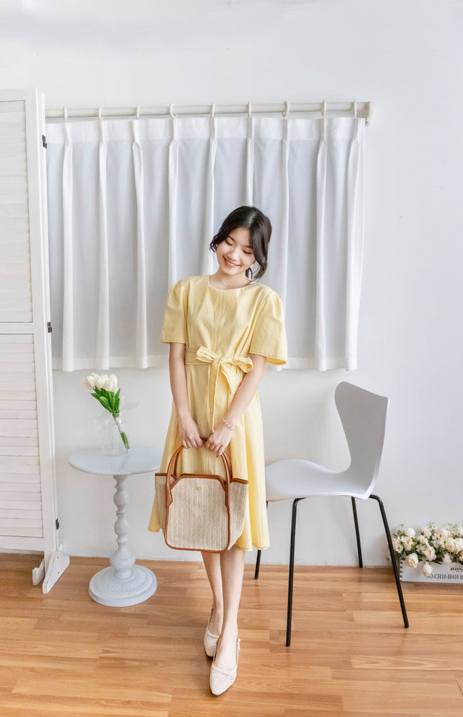 Navy Belle 沿邊車線腰身車褶顯瘦連身裙, Dress/ DS9265 (Navy Sold Out)