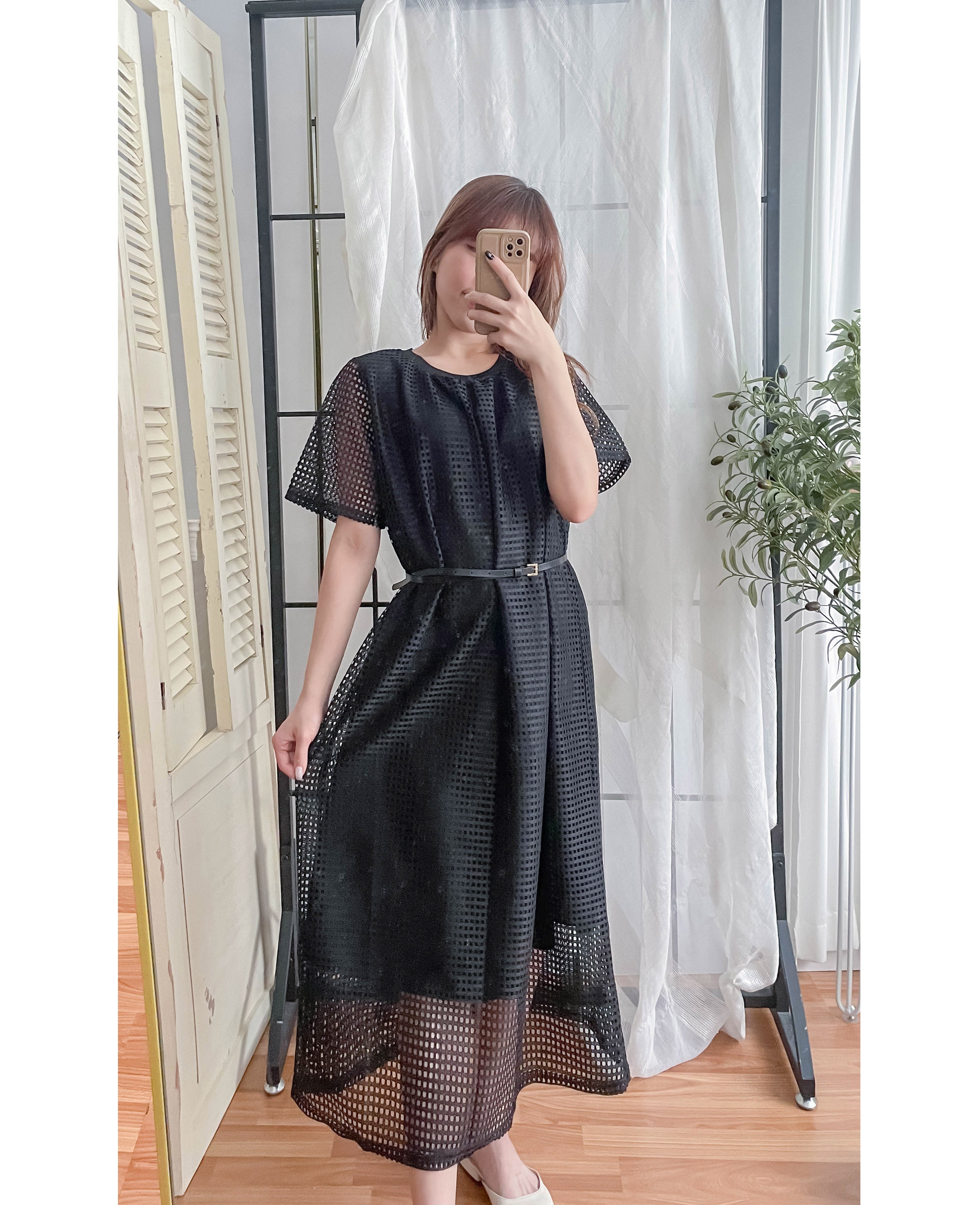 (售完即止款) Hollow 鏤空格仔設計連身長裙(連裡布), Dress/ DS9320 (black sold out)