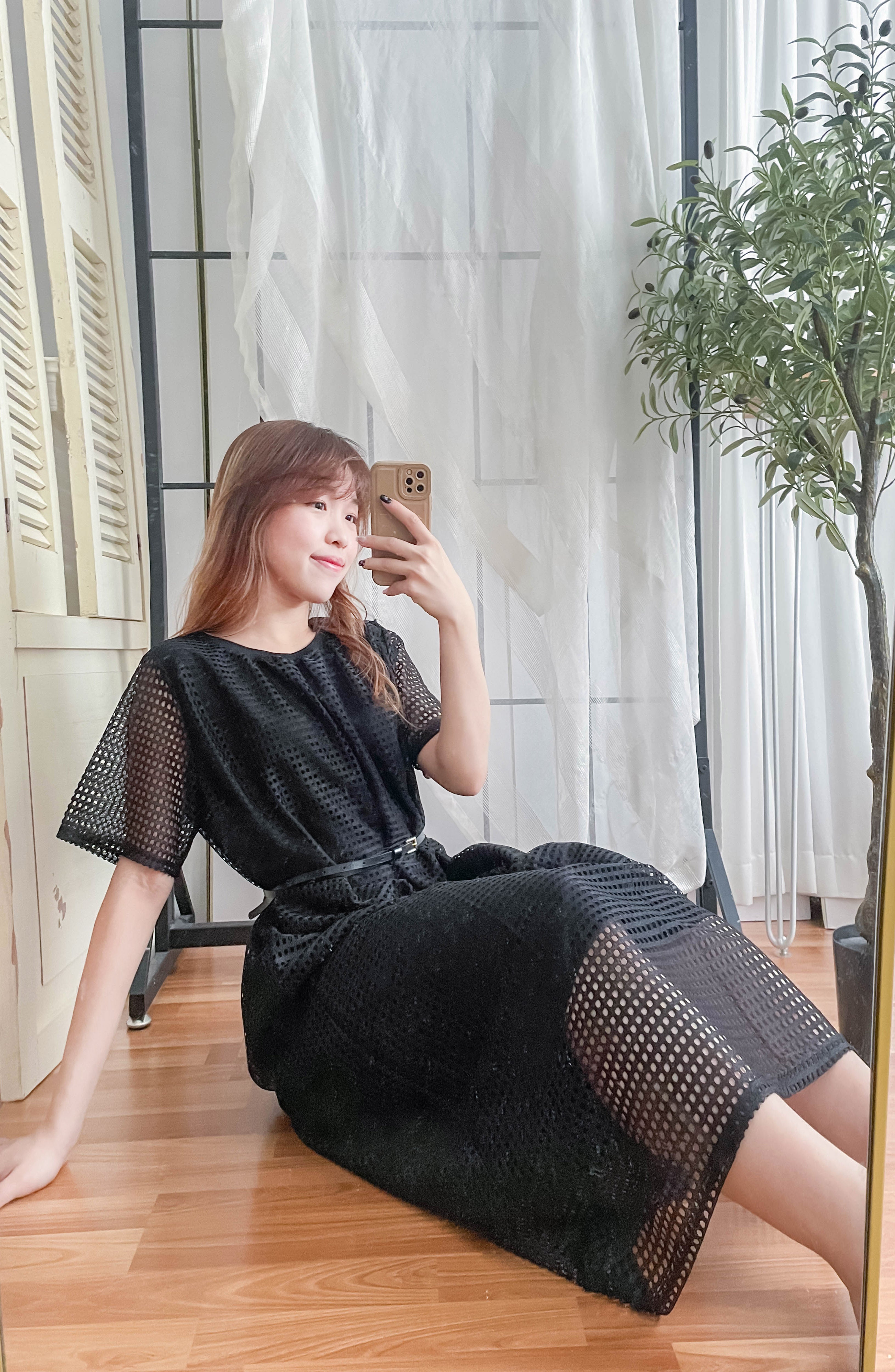 (售完即止款) Hollow 鏤空格仔設計連身長裙(連裡布), Dress/ DS9320 (black sold out)