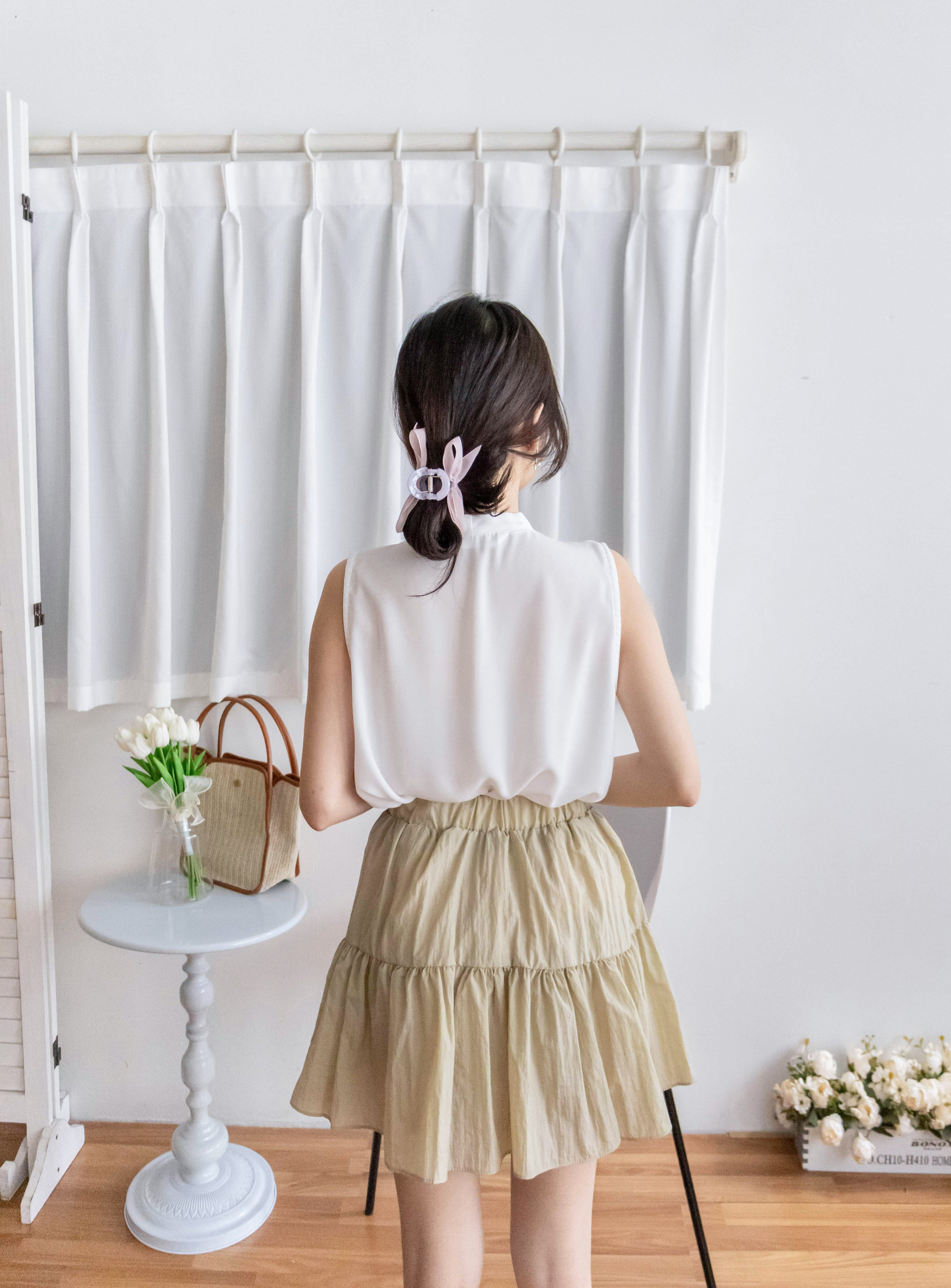 Fine Gold 簡約知性車褶領金屬飾物雪紡, Blouse/ BU8951