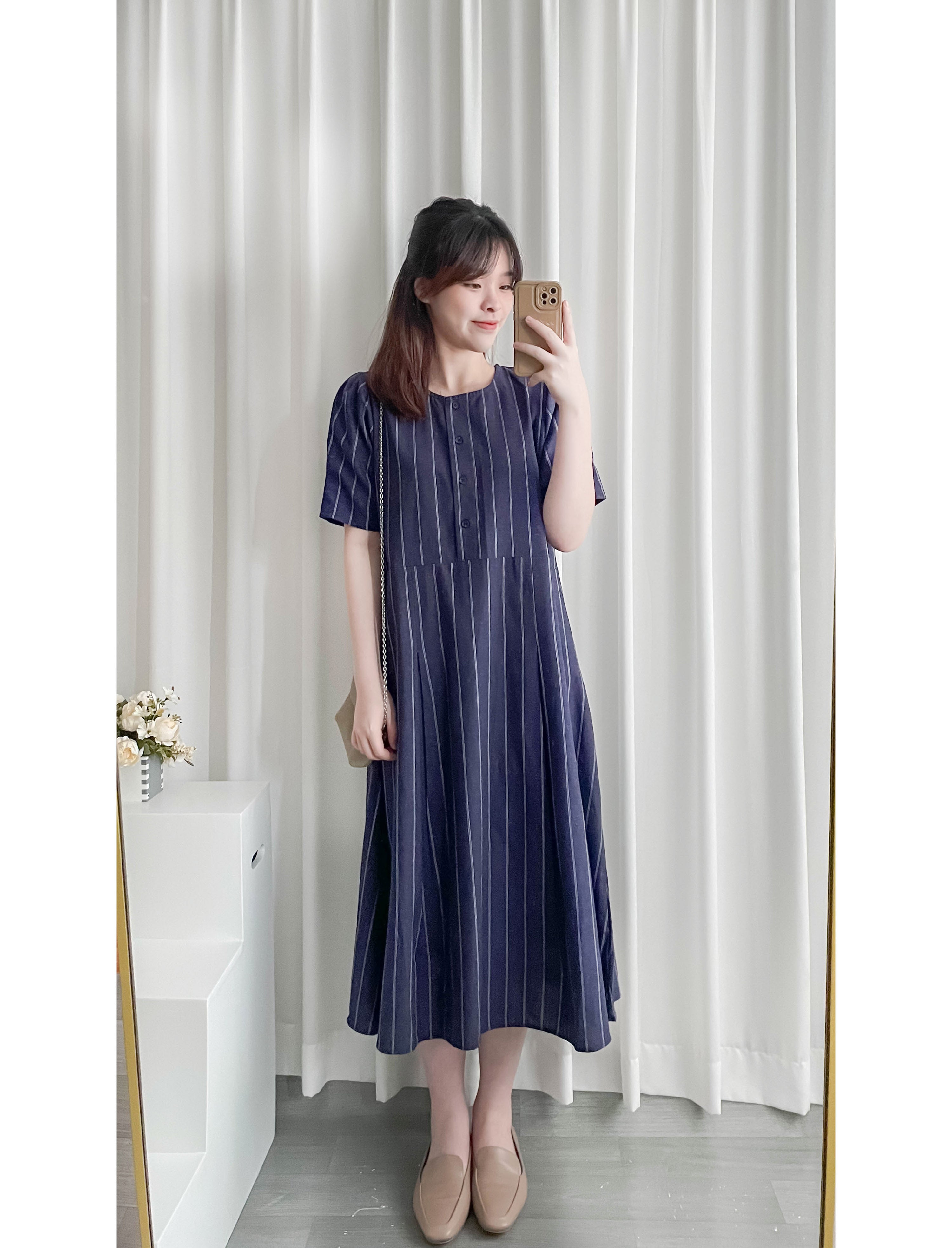 Navy Stripe 隨性防皺麻棉條紋高腰線裙擺車褶, Dress/ DS9312