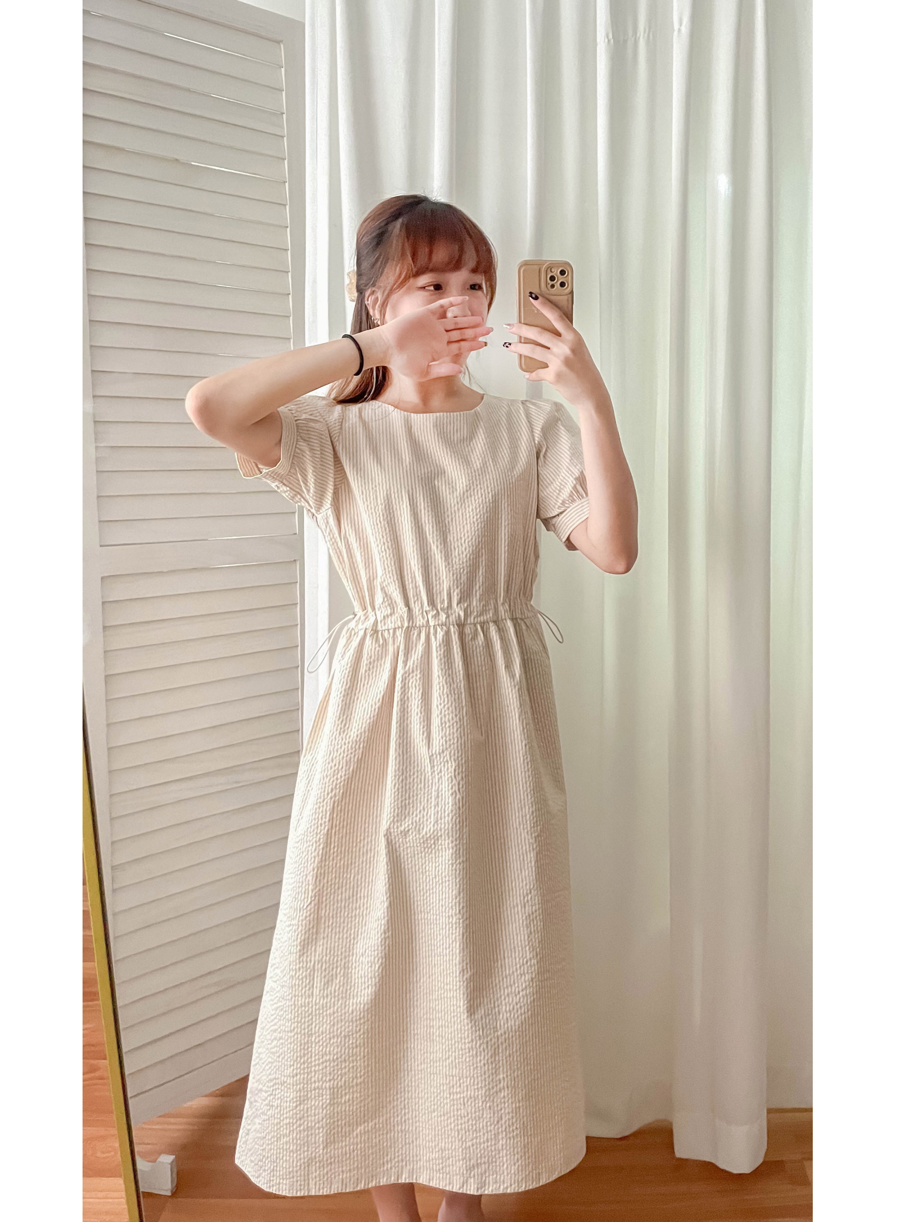Beige Stripe 杏色淺條紋溫柔感修腰連身裙, Dress/ DS9315