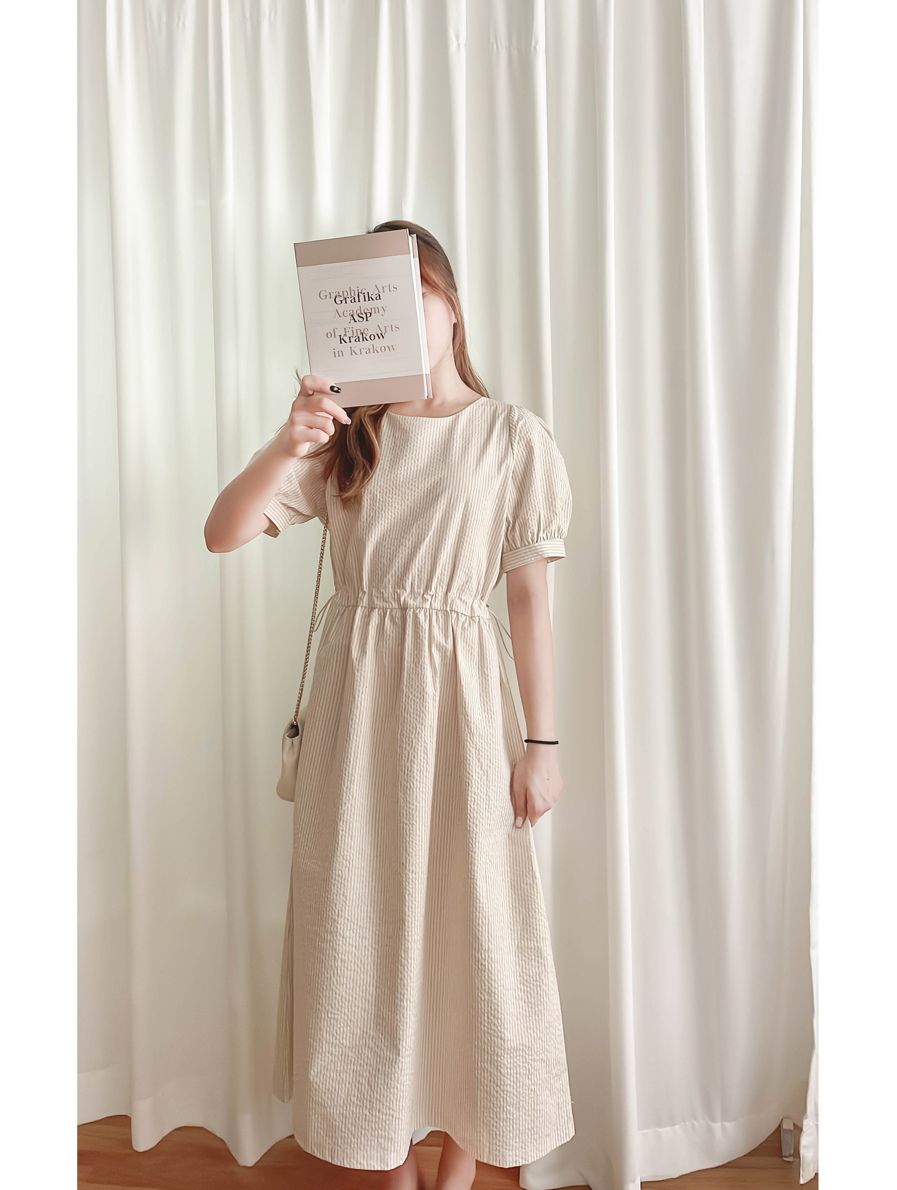 Beige Stripe 杏色淺條紋溫柔感修腰連身裙, Dress/ DS9315