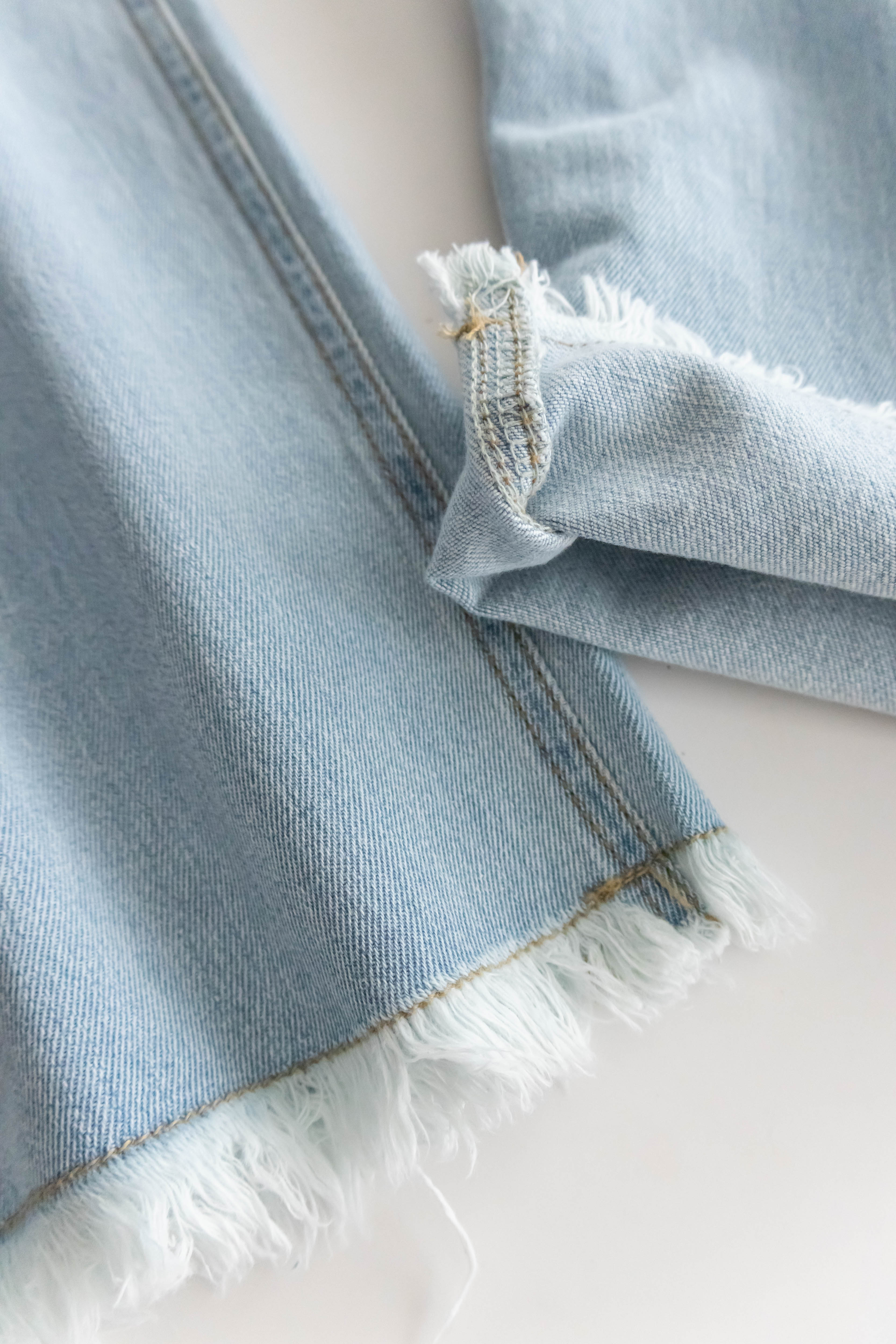 Tassel 輕身淺藍大口袋流蘇牛仔褲, Jeans/ PT8392