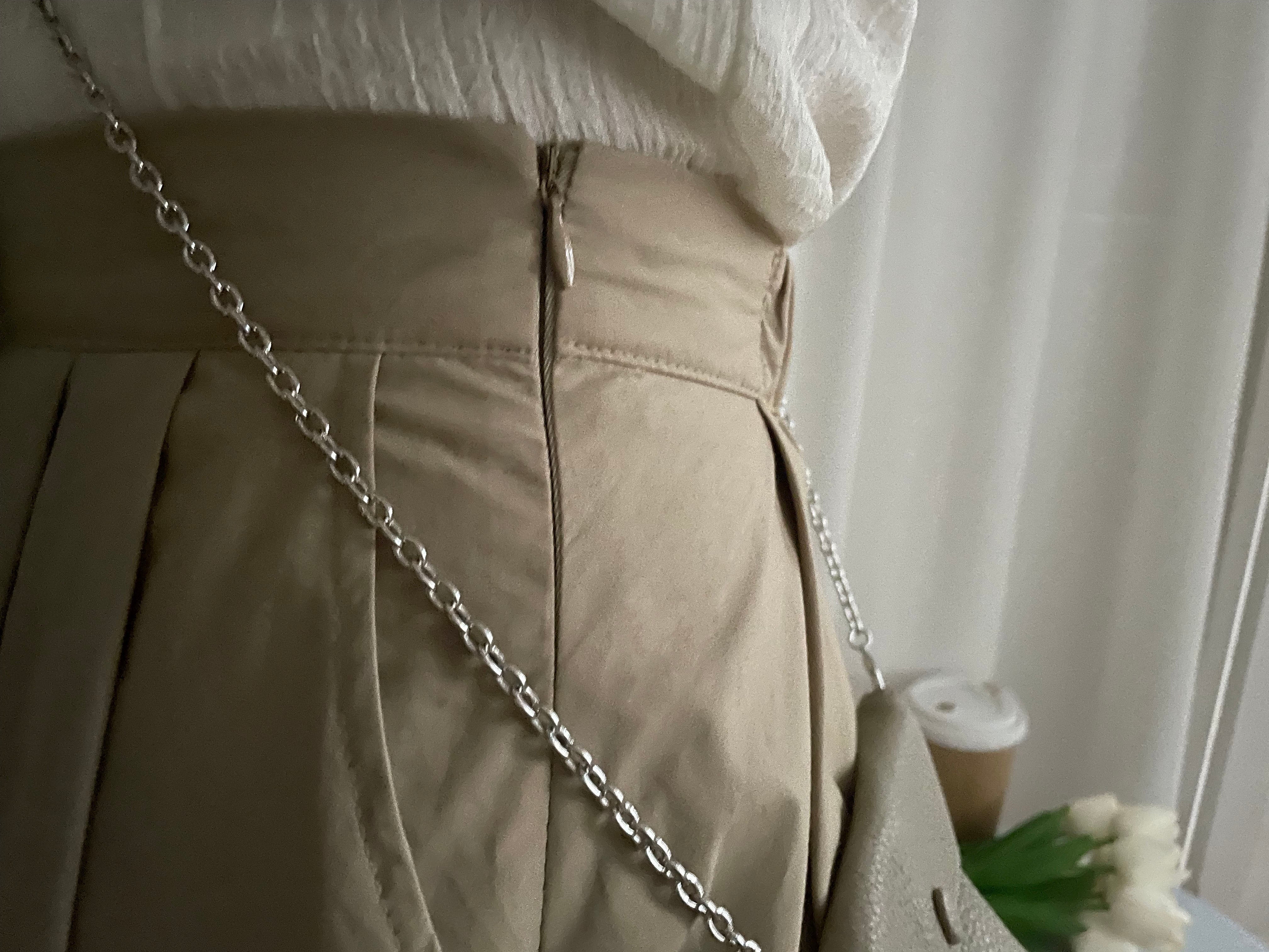 Beige Flair 優雅隨性挺身杏色口袋傘裙, Skirt/ SK8730