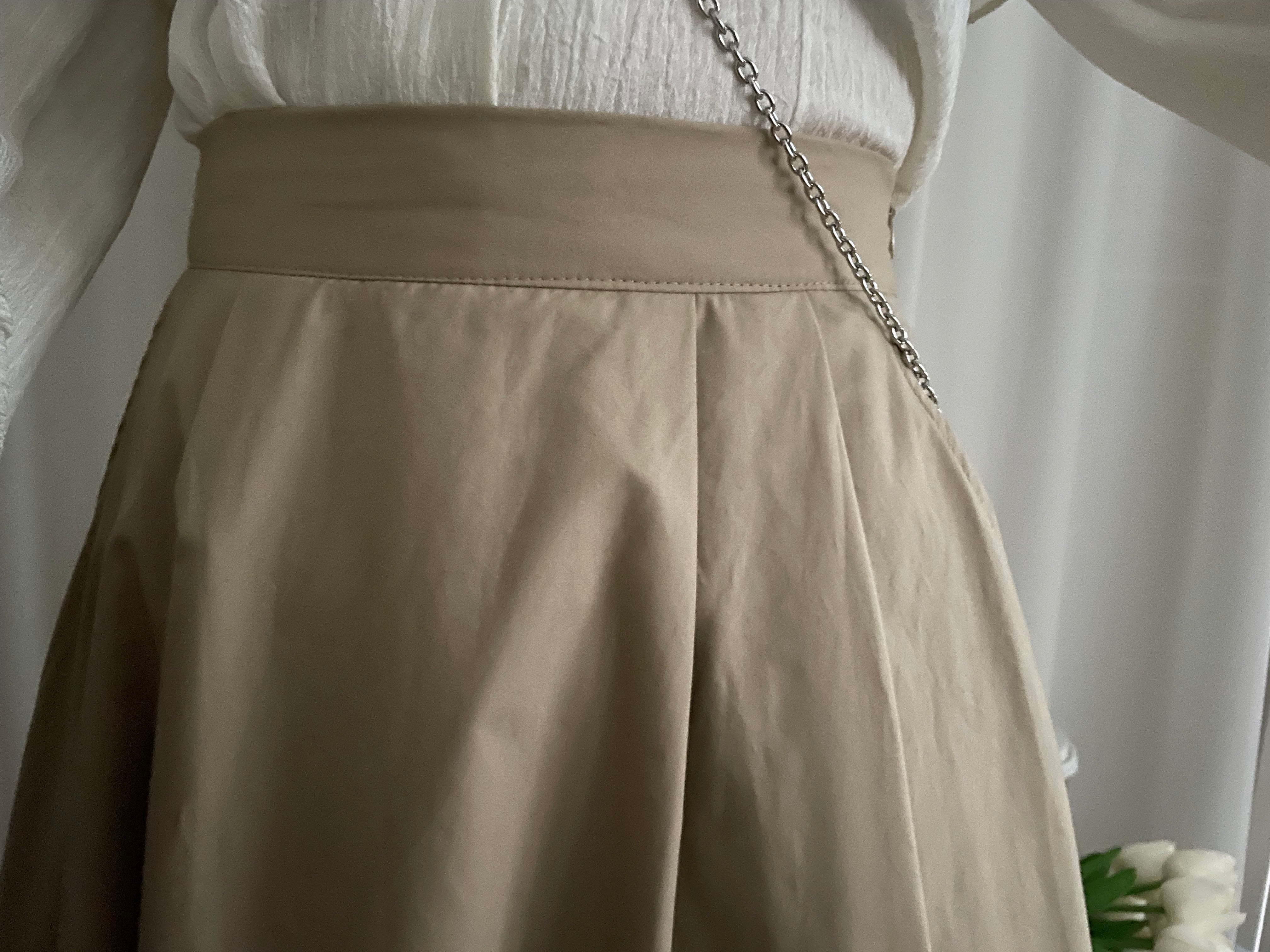Beige Flair 優雅隨性挺身杏色口袋傘裙, Skirt/ SK8730
