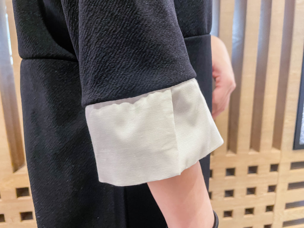 Tiffany Pearl 白織紋衣領珍珠鈕扣拼恤衫袖口連身衫, Blouse/ DS9332