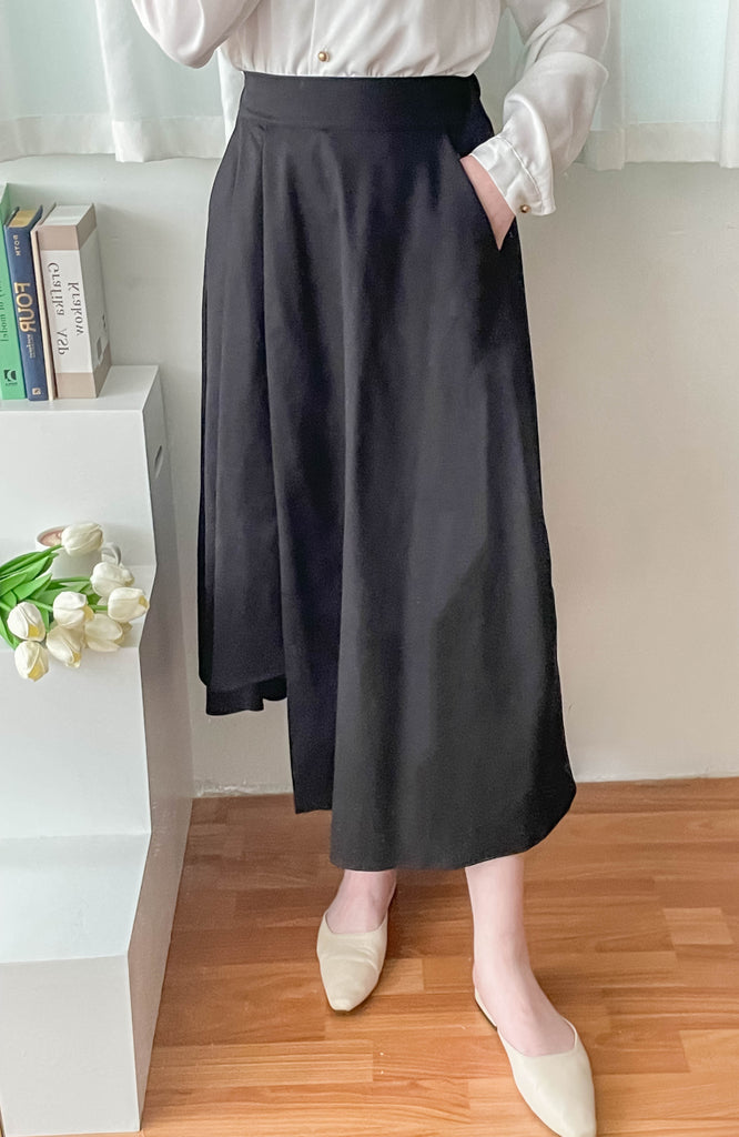 Asymmetrical 不規則口袋後橡筋傘裙, Skirt/ SK8741