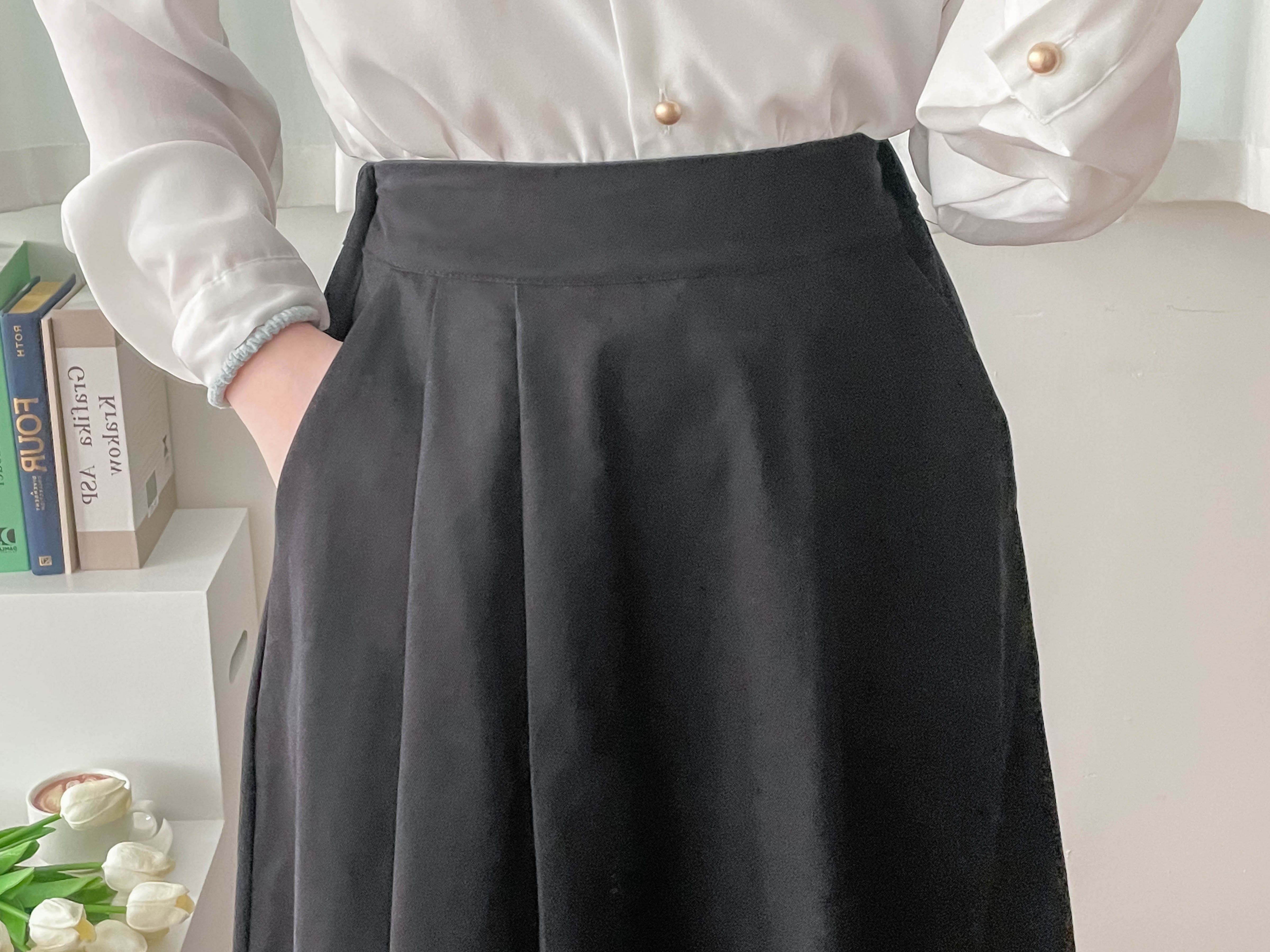 Asymmetrical 不規則口袋後橡筋傘裙, Skirt/ SK8741