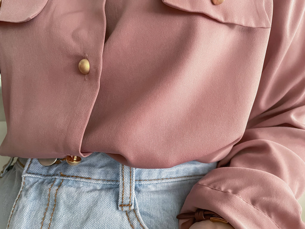 Champagne 復古氣質翻領香檳光澤銅鈕, Blouse/ BU8974 (香檳ROSE Palevioletred sold out)