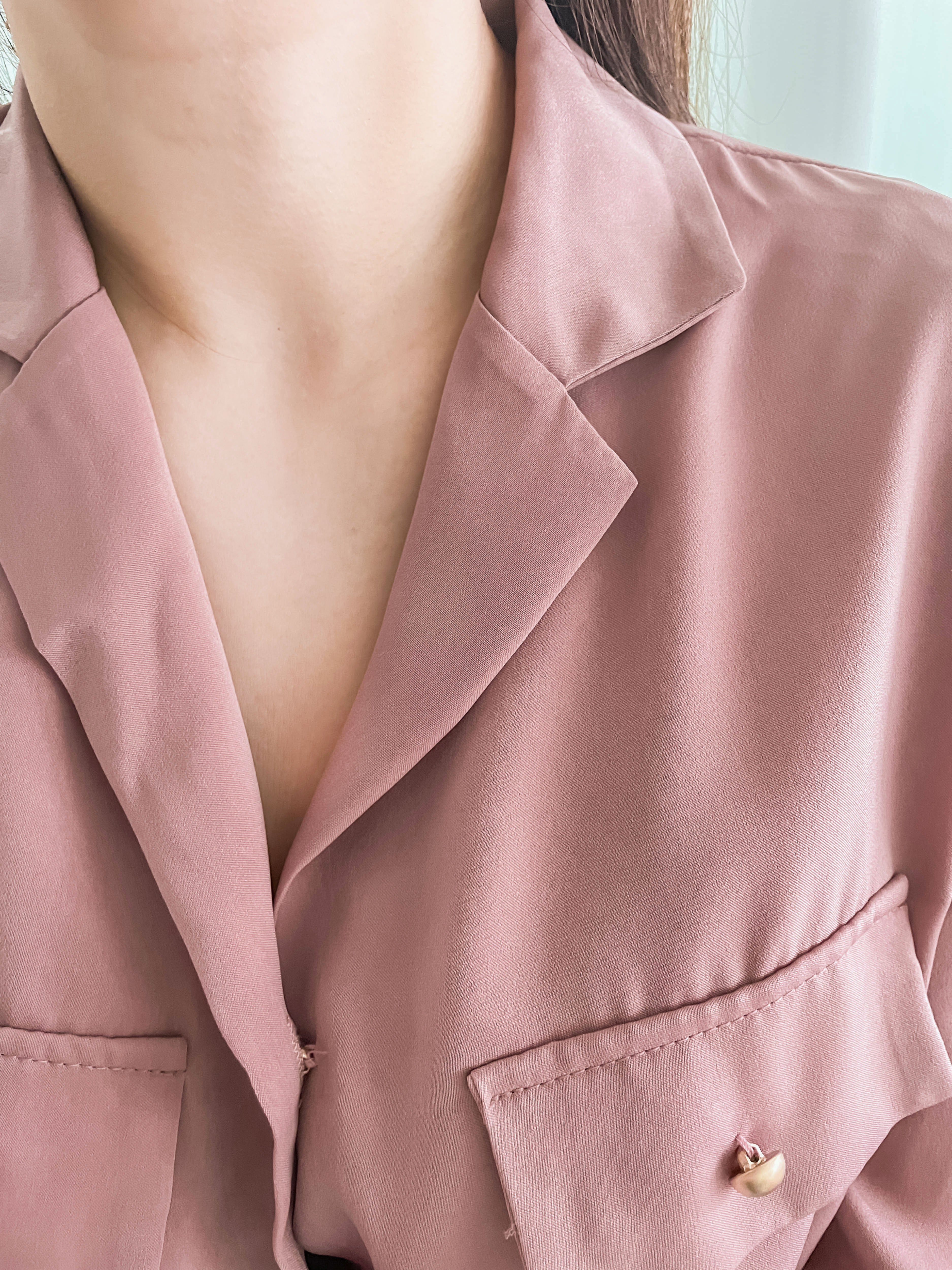 Champagne 復古氣質翻領香檳光澤銅鈕, Blouse/ BU8974 (香檳ROSE Palevioletred sold out)