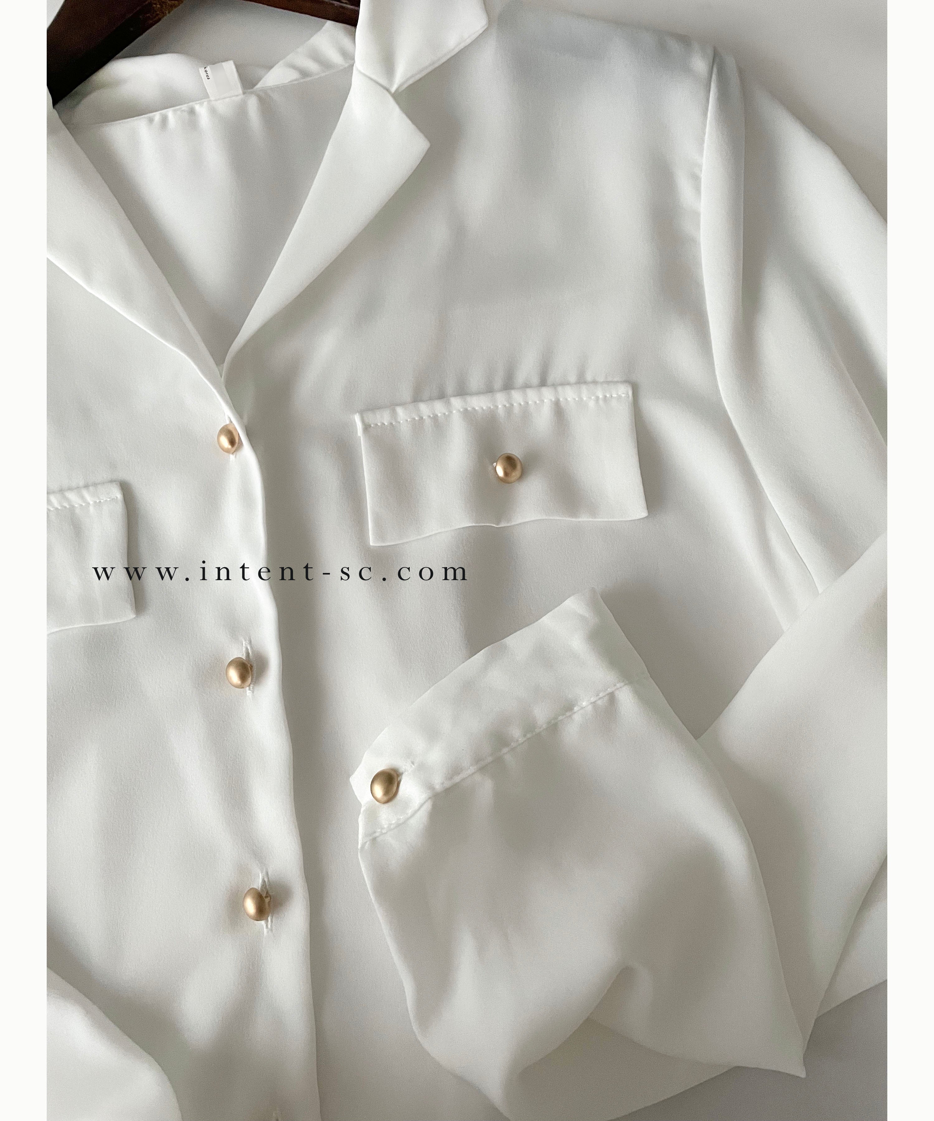 Champagne 復古氣質翻領香檳光澤銅鈕, Blouse/ BU8974 (香檳ROSE Palevioletred sold out)