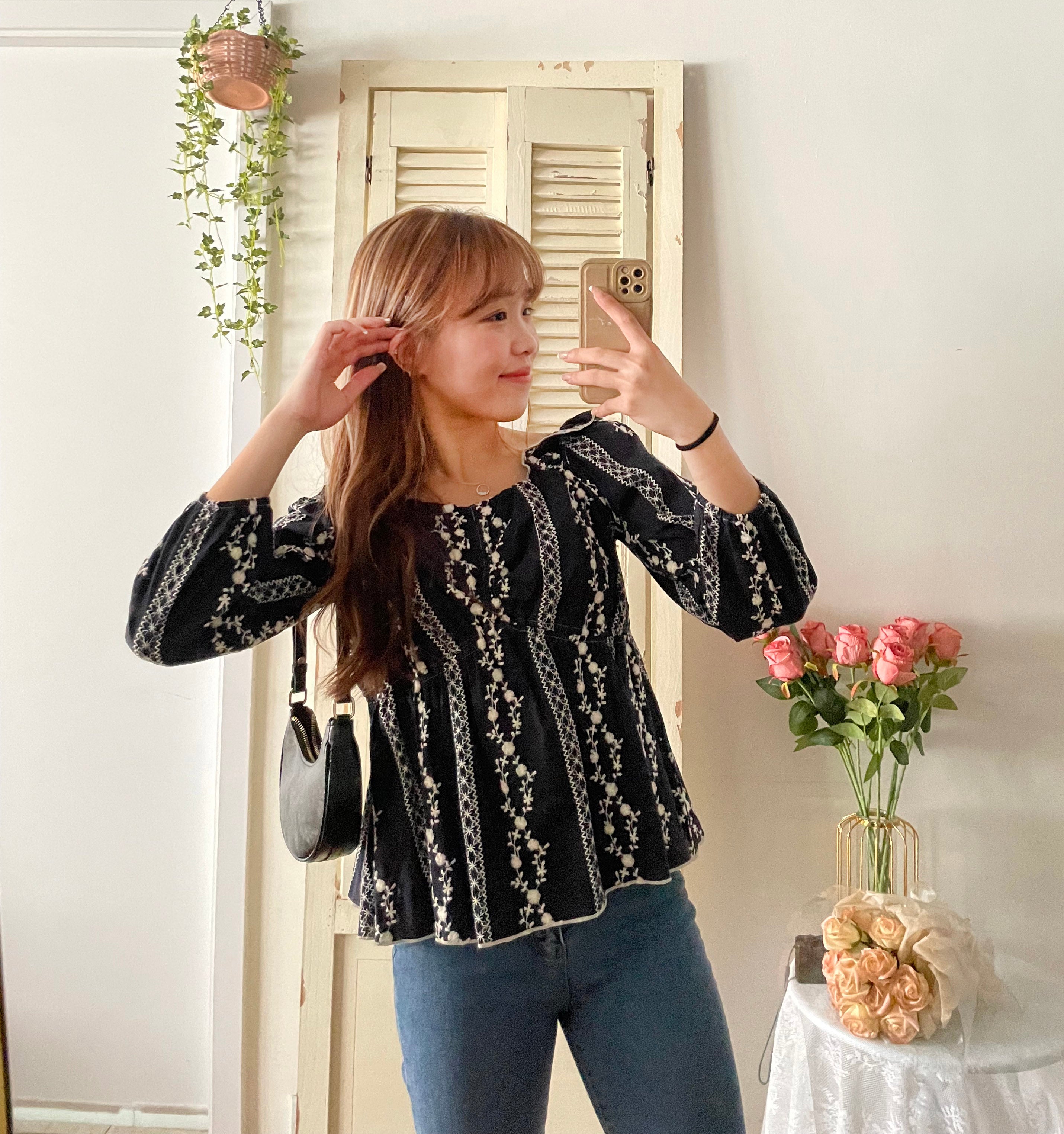 Ethnic 民族繡花修腰傘形上衣, Blouse/ BU8978 (不設訂貨款)