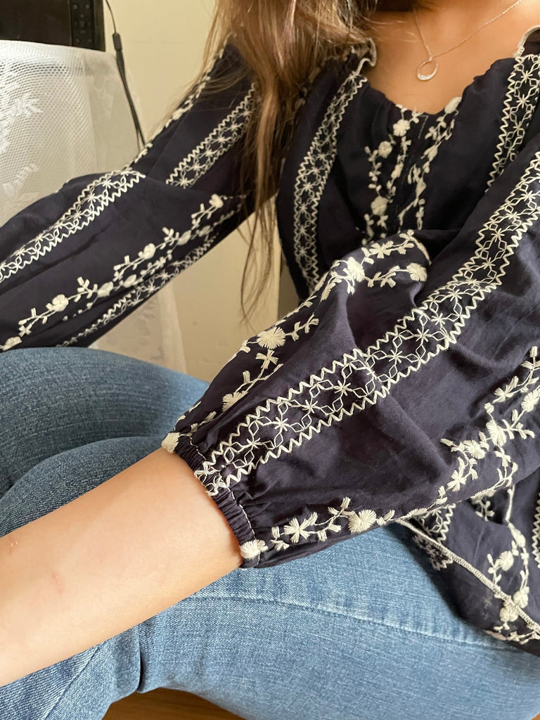 Ethnic 民族繡花修腰傘形上衣, Blouse/ BU8978 (不設訂貨款)