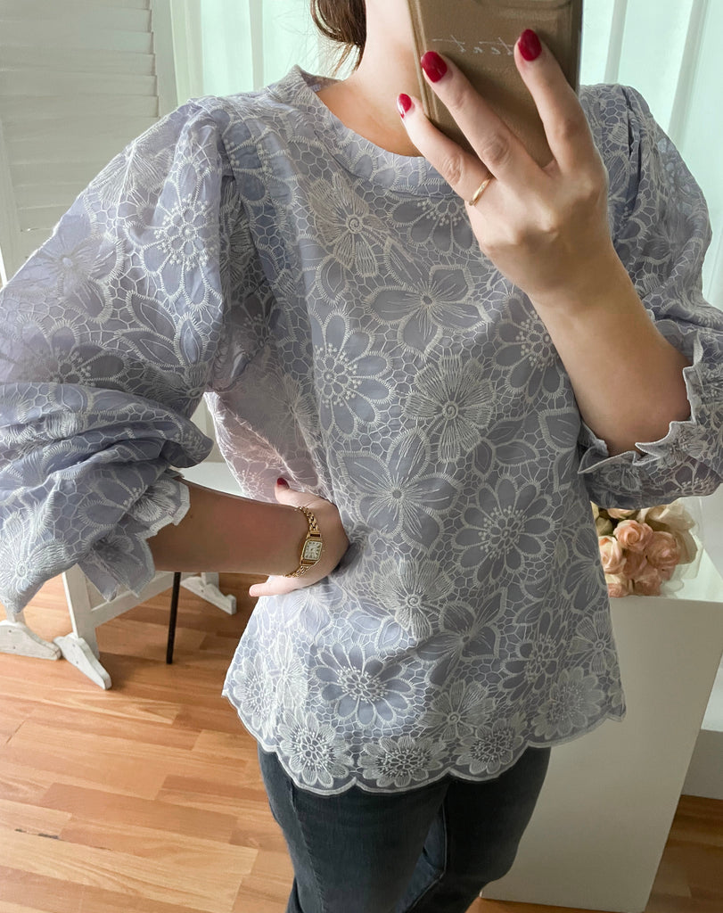 Daisy Lace 蕾絲小花連裡布花邊上衣, Blouse/ BU8979 (不設訂貨款)