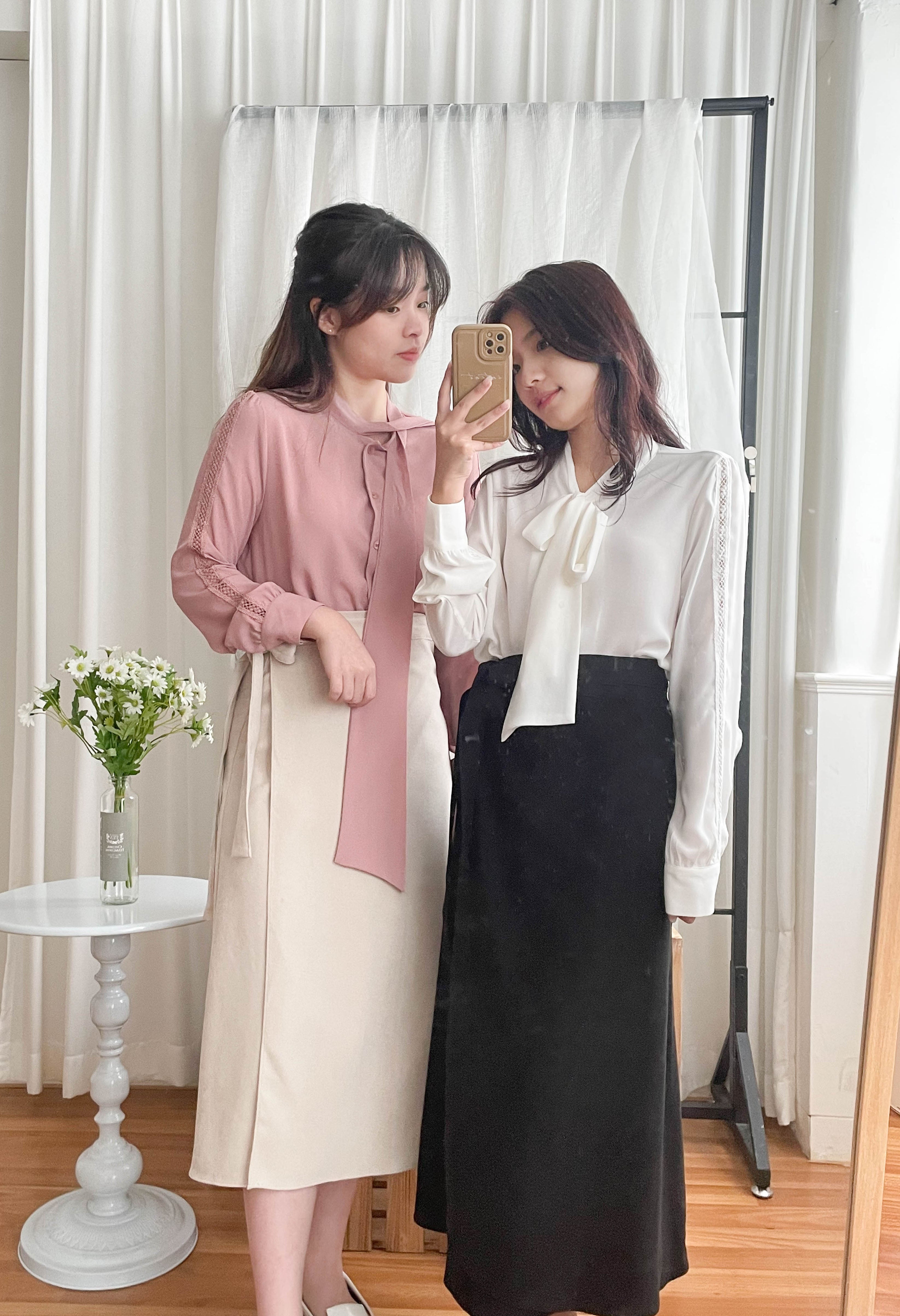 Floral Lace 雪紡絲帶領口通花線手袖, Blouse/ BU8977